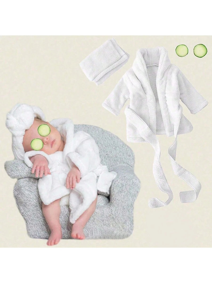 5PCS Newborn Photography Props Baby Girl Bathrobes Bath Towel Outfit With Slippers Cucumber Photo Props For Infant Boys Girls Baby Shower Easter Gift Things For Girls/Boys
