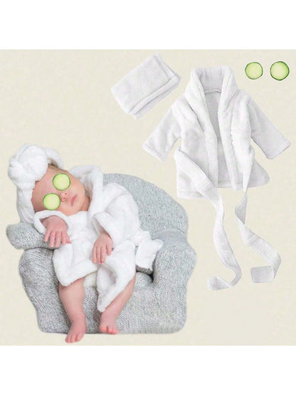 5PCS Newborn Photography Props Baby Girl Bathrobes Bath Towel Outfit With Slippers Cucumber Photo Props For Infant Boys Girls Baby Shower Easter Gift Things For Girls/Boys