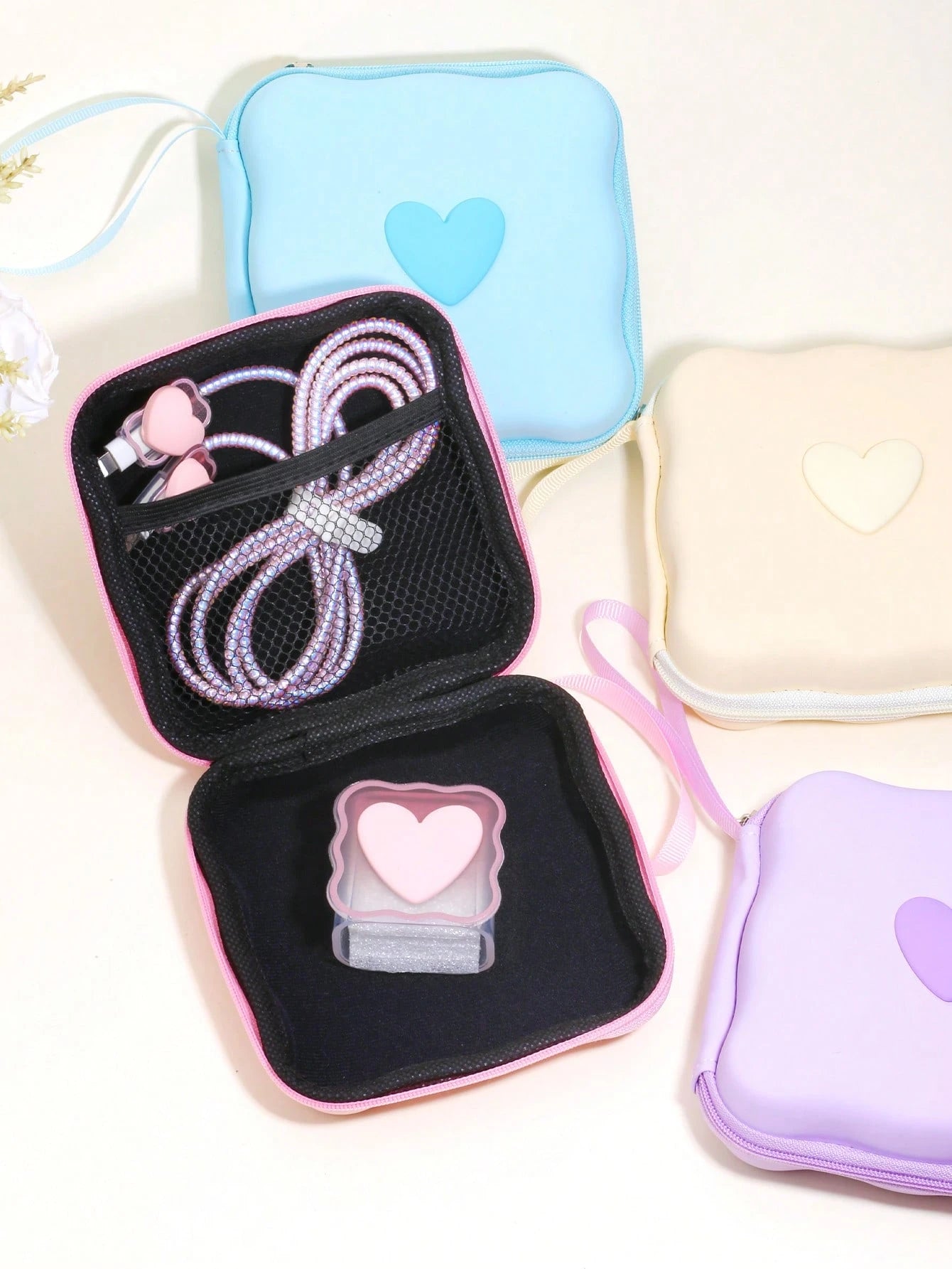 6pcs Cute 3D Heart Wave + EVA Storage Pouch Set, Charger Protection Case, Data Cable Organizer Kit, Compatible With IPhone 12 14 15 16 18/20W Fast Charging Cable