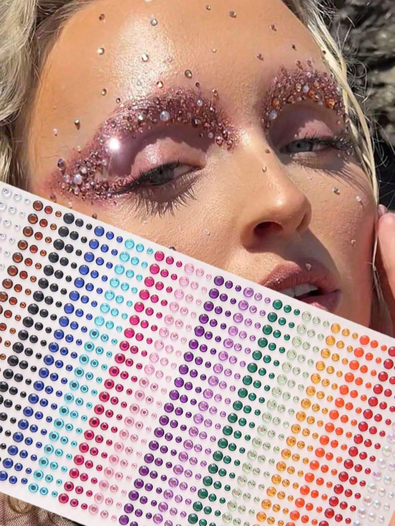 900pcs/Sheet Colorful Eyes Makeup Diamond Decoration Stickers Holiday Party Masquerade Short Video DIY Makeup Accessories Concert Bar Shiny Face Tattoo Costume Stickers,Concert Look,Face Gems