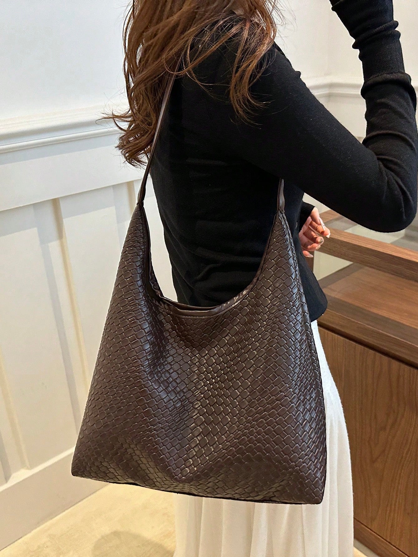Artsy Woven Minimalist Tote Bag, 2024 Fashion Retro Casual Design Chic Large Capacity Shoulder Crossbody Bag For Women, Cross-Border E-Commerce