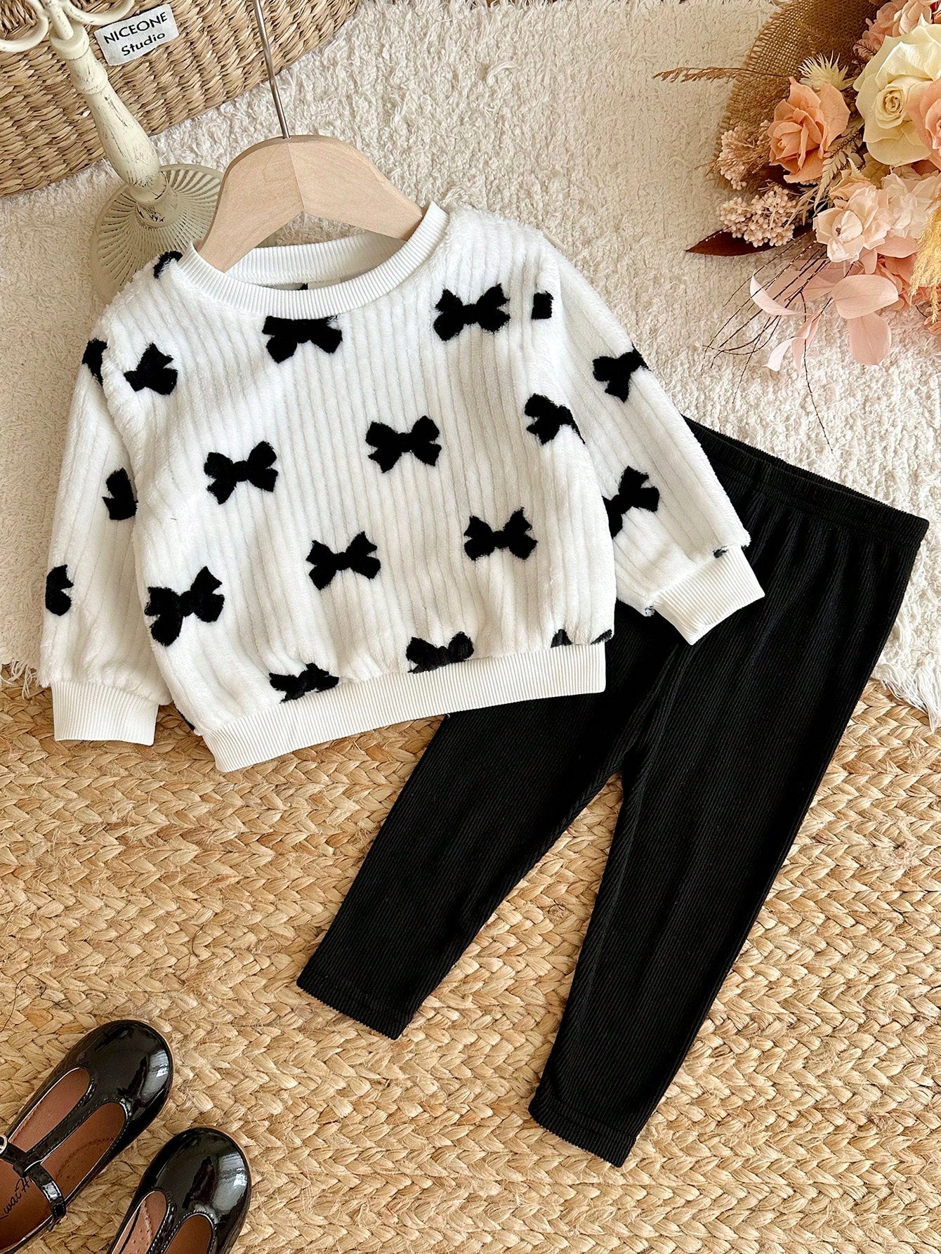 Baby Girl Black & White Jacquard Contrast Bow Soft Plush Pullover Sweatshirt Casual Sporty Versatile All-Match Base Layer Long Autumn Winter Pants Set