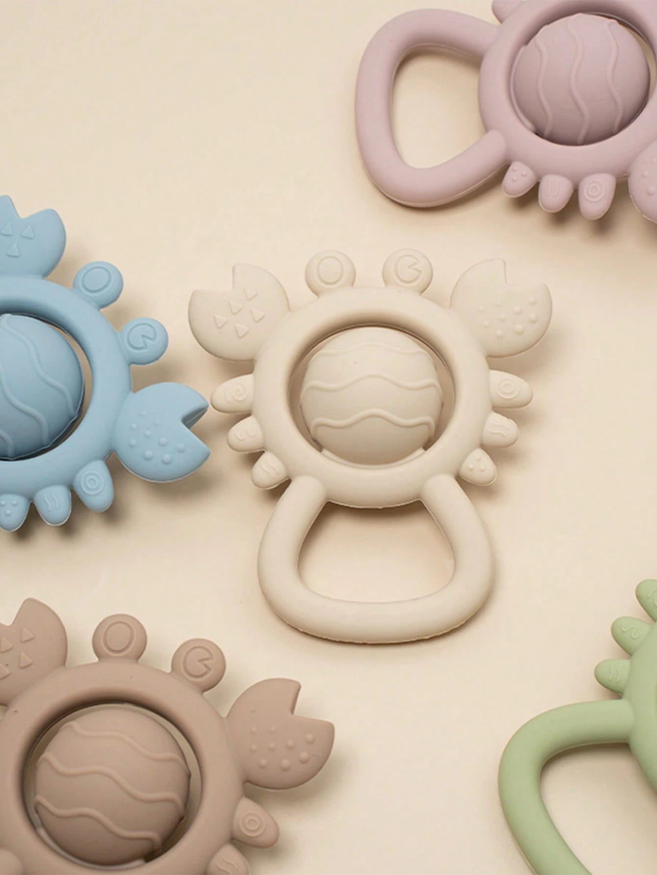 Baby Silicone Teether Toys Baby's First Teething Rattle Toy Cute Shape Easy To Grip For Babies 3-6 Months