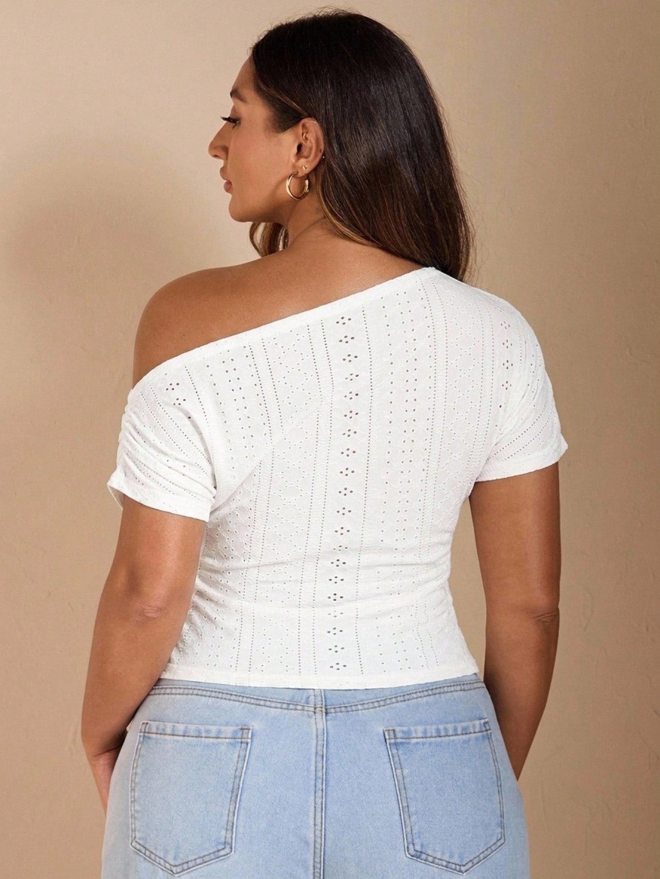 BAE Casual Romantic Lace Fabric Plus Size White Asymmetrical Shoulder T-Shirt Suitable For Spring And Summer