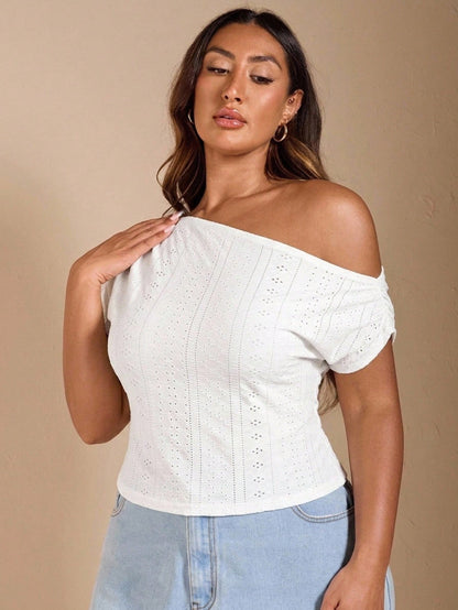 BAE Casual Romantic Lace Fabric Plus Size White Asymmetrical Shoulder T-Shirt Suitable For Spring And Summer