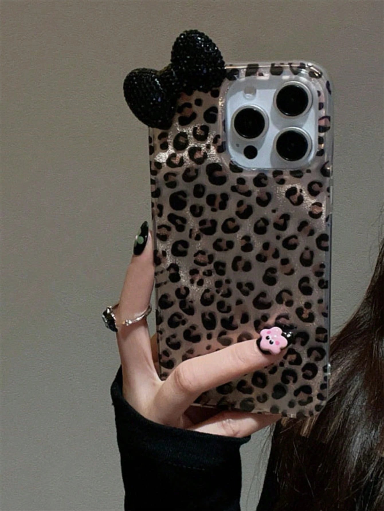Black Leopard Print Fashion 3D Rhinestone Bow Leopard Print Phone Case, Compatible With IPhone 17/16/15/14/13/12 Pro Max/11, Stylish Shock-Resistant Back Cover Birthday