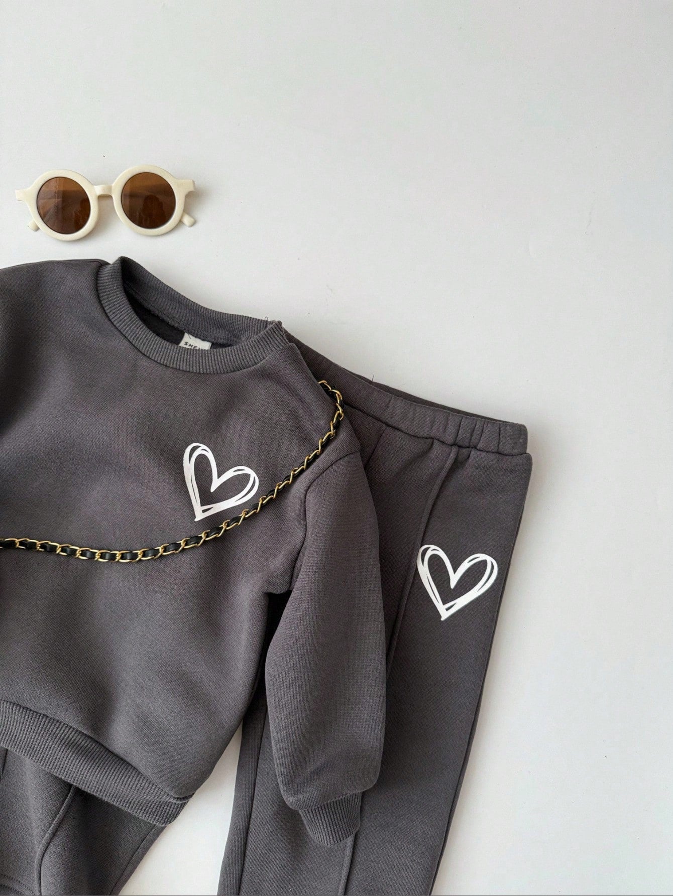 Bubblio Baby Girls Casual Heart Print Knit Solid Color Loose Drop Shoulder Long Sleeve Autumn Sweatshirt And Wide Leg Sweatpants Set