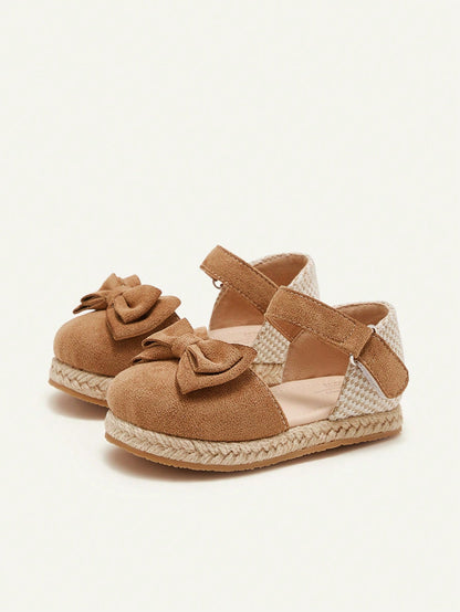 Cozy Pixies 1 Pair Summer Cute Toddler Girls Brown Bow All-Match Casual Fashion Versatile Hook And Loop Soft Bottom Closed Toe Infant Flat Sandals