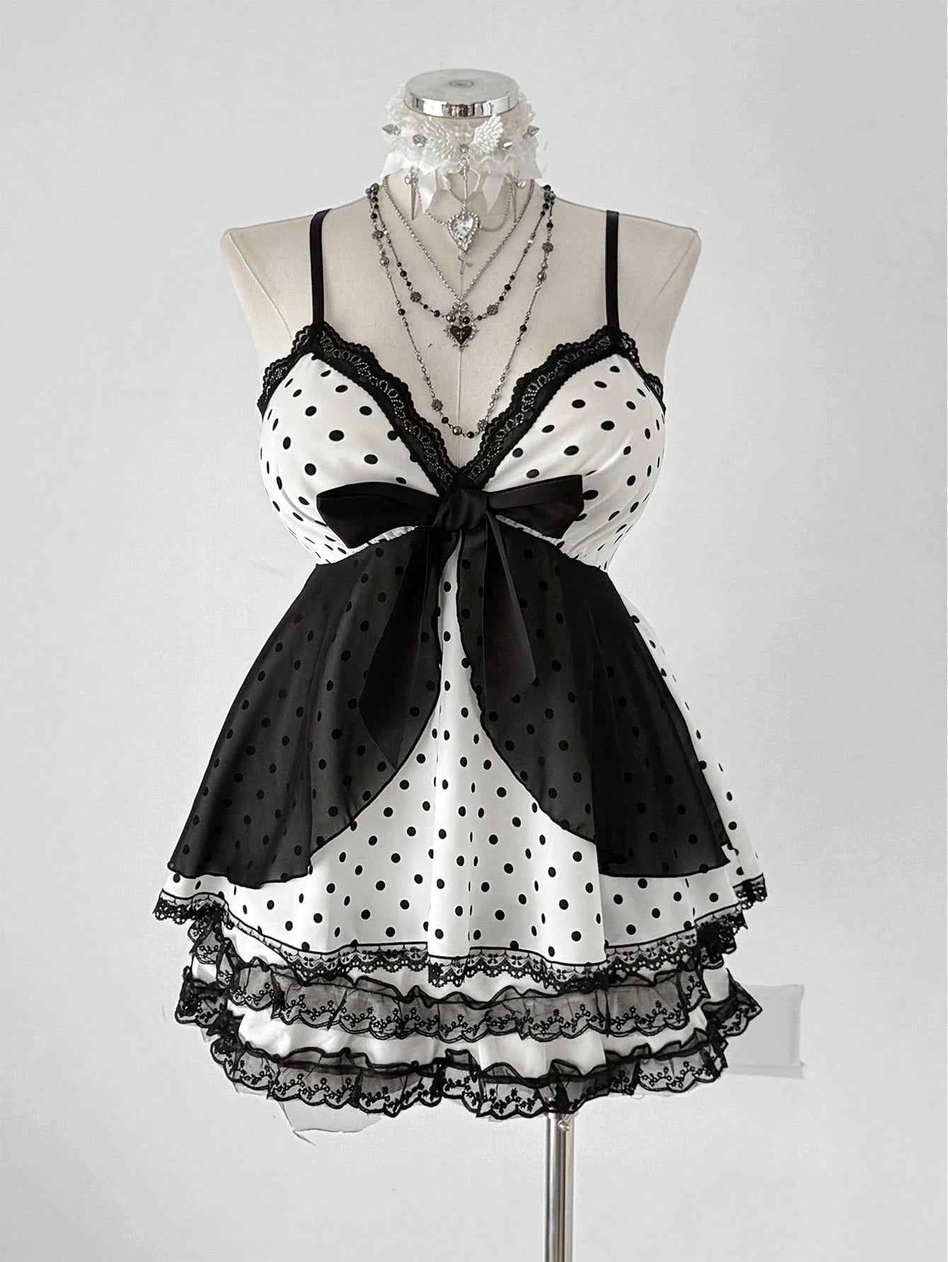 CURVE+ Plus Size Elegant Polka Dot Camisole With Bow, Suitable For Spring/Summer Vacation