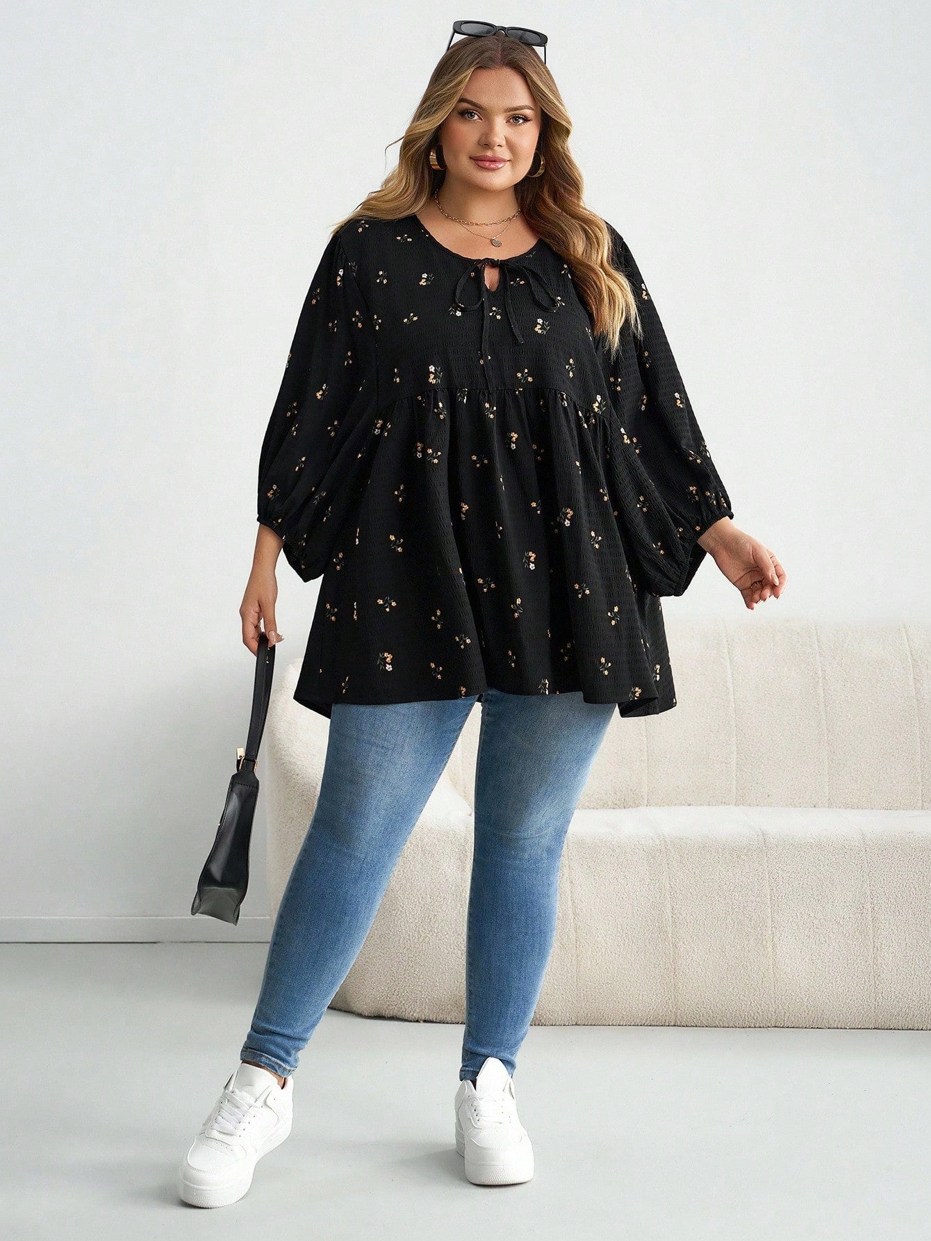 CURVE+ Plus Size Women Ditsy Floral Drawstring Neck Lantern Sleeve Loose Casual T-Shirt Plus Size Christmas Fall