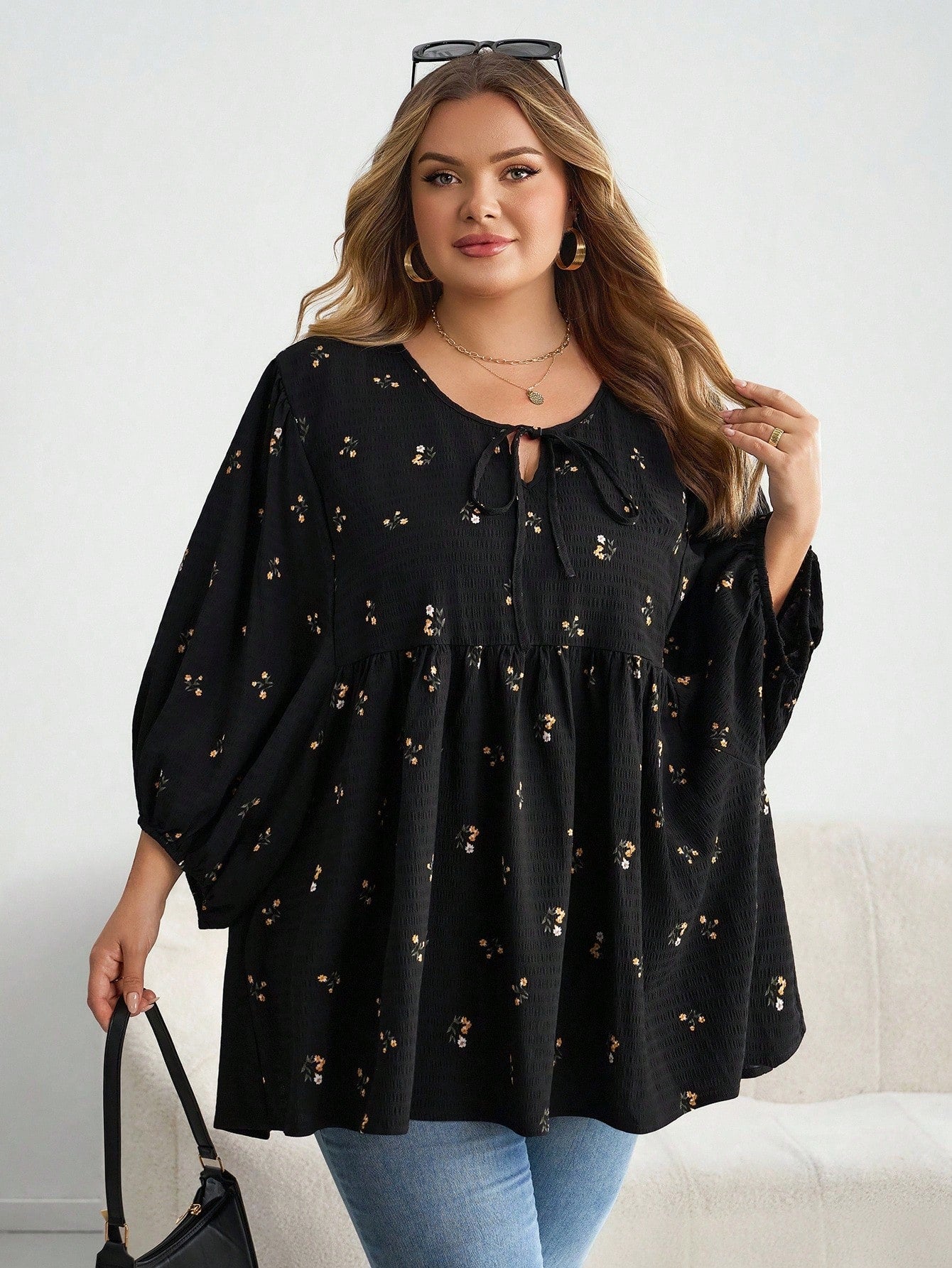 CURVE+ Plus Size Women Ditsy Floral Drawstring Neck Lantern Sleeve Loose Casual T-Shirt Plus Size Christmas Fall