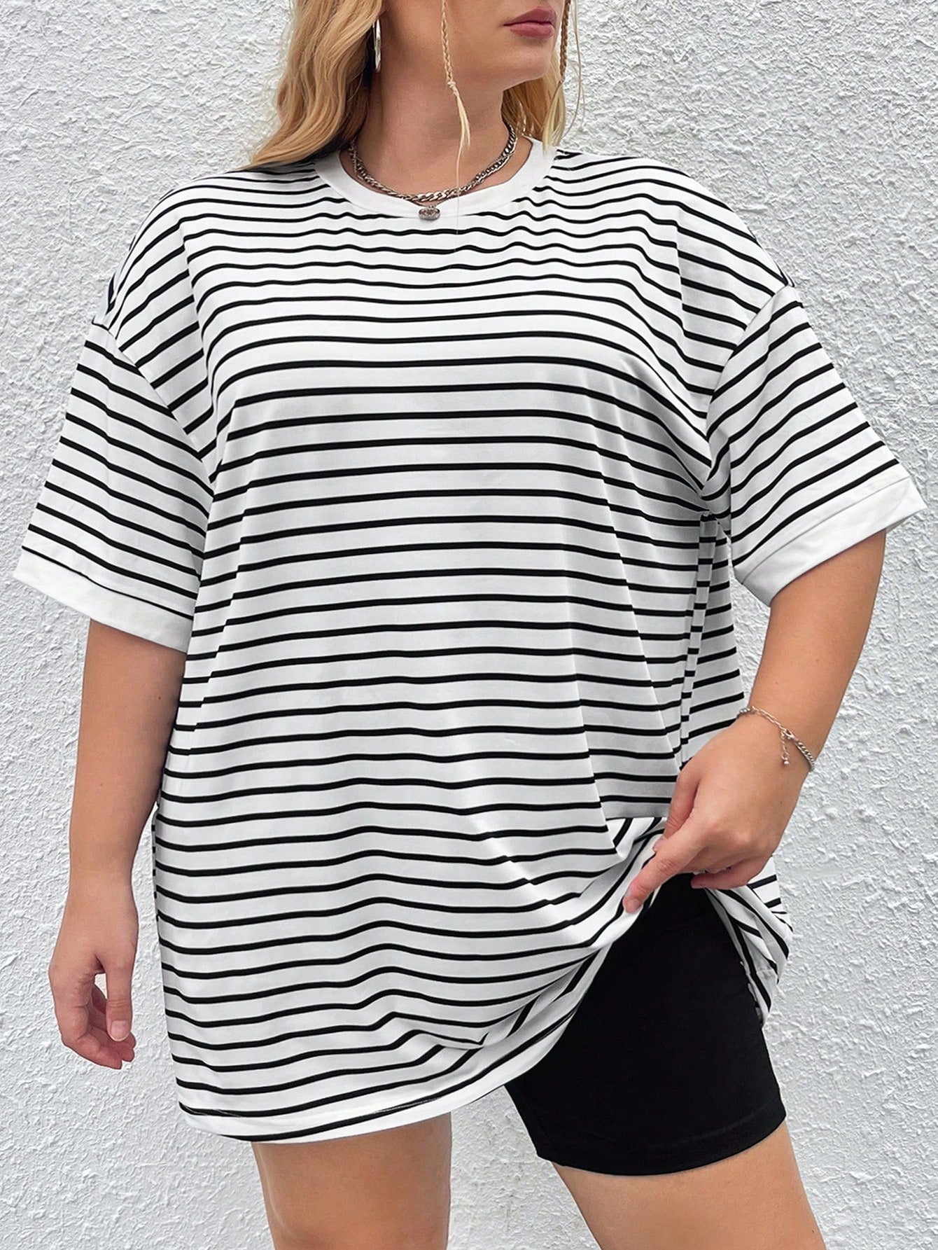 CURVE+ Plus Size Women's Casual Striped & Printed Round Neck Drop Shoulder Short Sleeve Casual T-Shirt, Summer