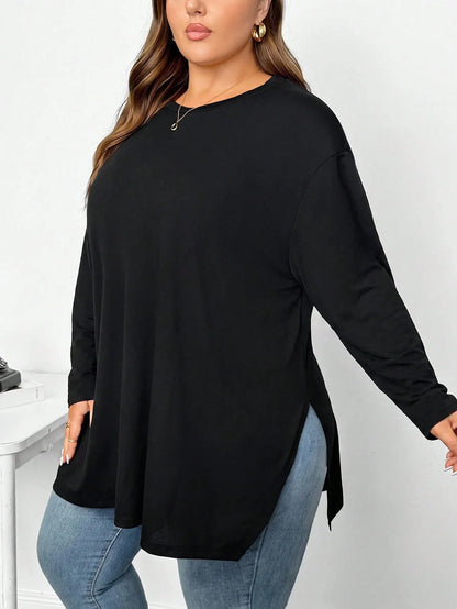 CURVE+ Plus Size Women's Spring/Autumn Fashion Casual Loose Comfortable Basic Black Short Sleeve T-Shirt With Hem Slit, Minimalist Style, Everyday Top, Plus Size T-Shirt, Women's Airport Outfit