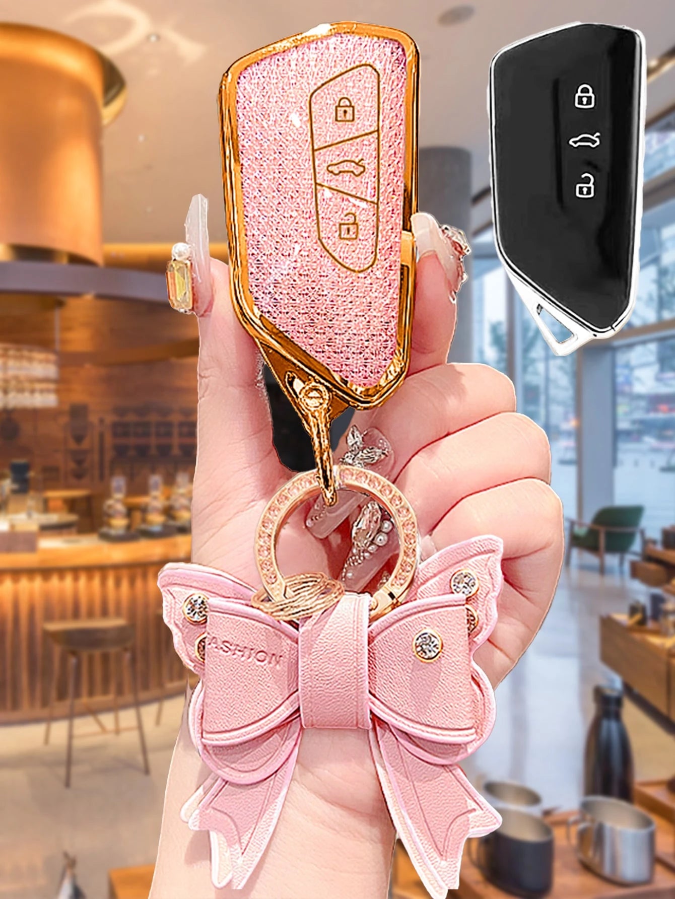 Custom Diamond Pattern Car Key Shell With Puppy Keychain, Shiny Rhinestone Keyring, Suitable For Golf 8, MK8 ID-4 ID-6, Leon 4, Octavia A8, Leon FR MK4, Christmas And Thanksgiving Gift