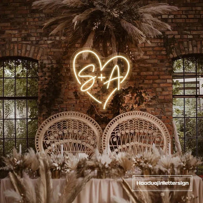 Customized LED Neon Light- Personalized Wall And Bedroom Decor, USB Powered, Suitable For Weddings, Birthdays, Holidays And Parties. Customized Colorful Heart-Shaped Neon Love Sign- USB Powered LED