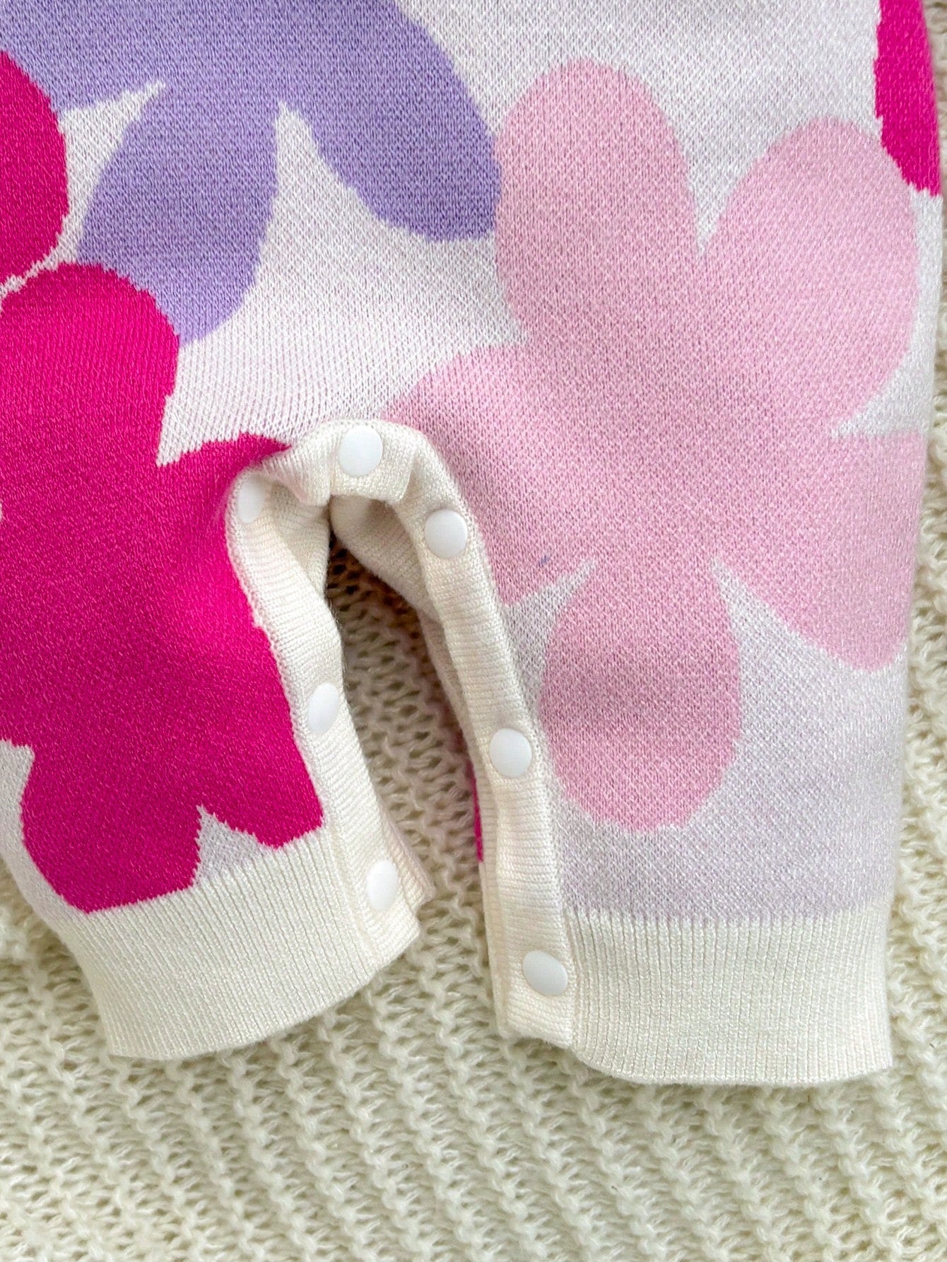 Cute Baby Girls Floral Applique Long Sleeve Romper,Soft Autumn Off-White Jumper For Matching Family,Newborn Toddler Christmas Halloween Outfit,Pink