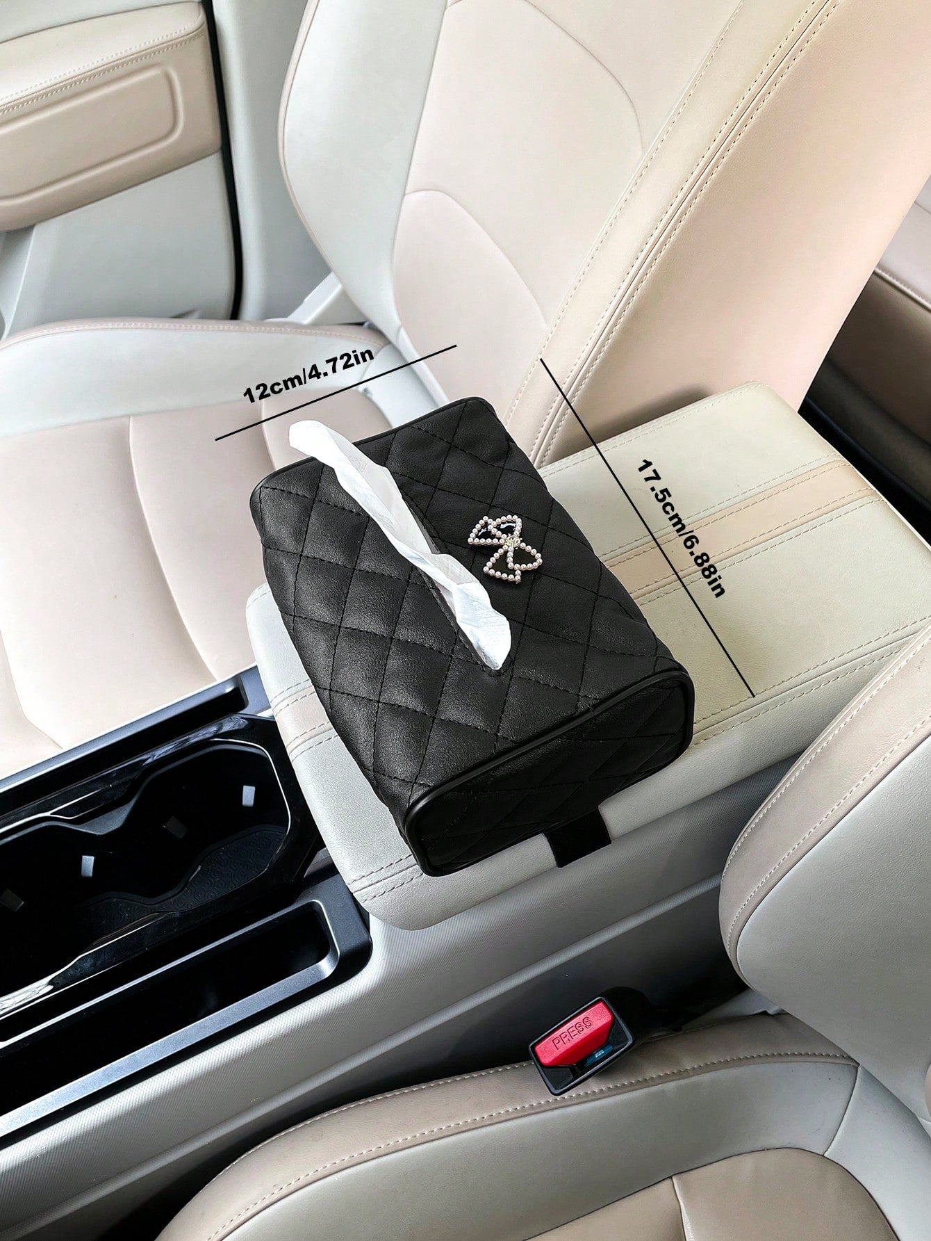 Cute Bow Tie Car Tissue Box, Leather Material Creative Visor Tissue Holder, Armrest Box Tissue Bag, Seat Back Tissue Holder, Car Interior Accessory (Length 17.5cm/6.88in, Width 12cm/4.72in)