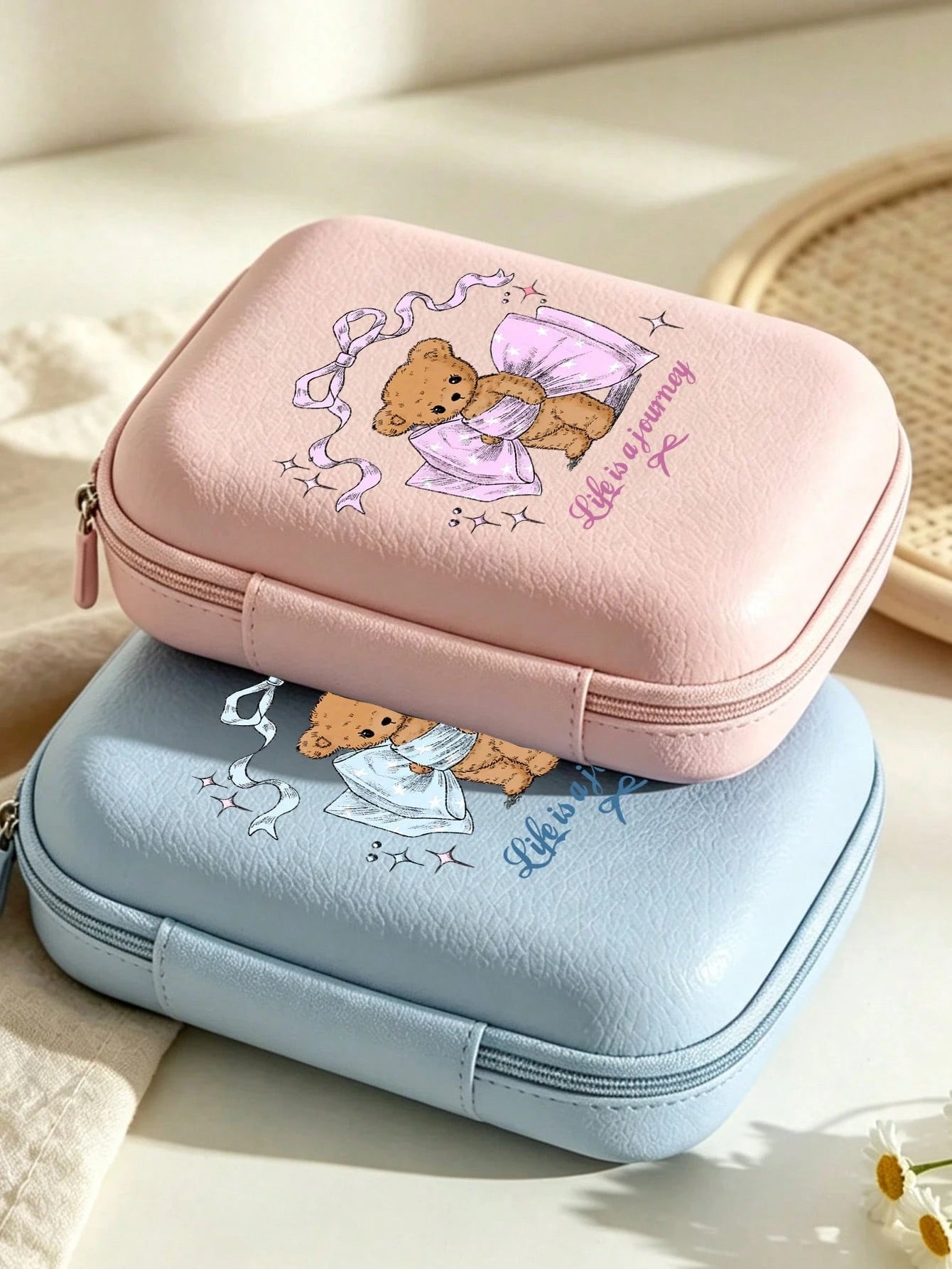 Cute Cartoon Bear Print Travel Digital Bag, Multi-Functional Zipper Pouch, Can Be Used As Camera Bag, Makeup Bag, Sanitary Napkin Storage Bag And Digital Accessories Bag; Waterproof Lightweight Large