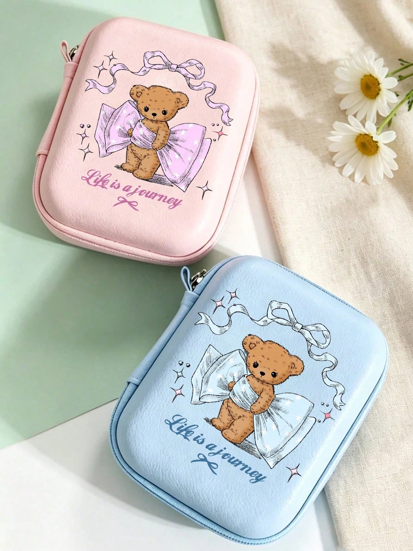 Cute Cartoon Bear Print Travel Digital Bag, Multi-Functional Zipper Pouch, Can Be Used As Camera Bag, Makeup Bag, Sanitary Napkin Storage Bag And Digital Accessories Bag; Waterproof Lightweight Large