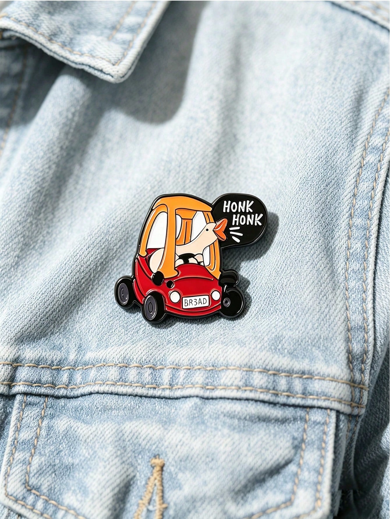 Cute Enamel Brooch Lapel Pin Badge Backpack Women's Brooch Clothing Gift Jewelry Fashion Accessory