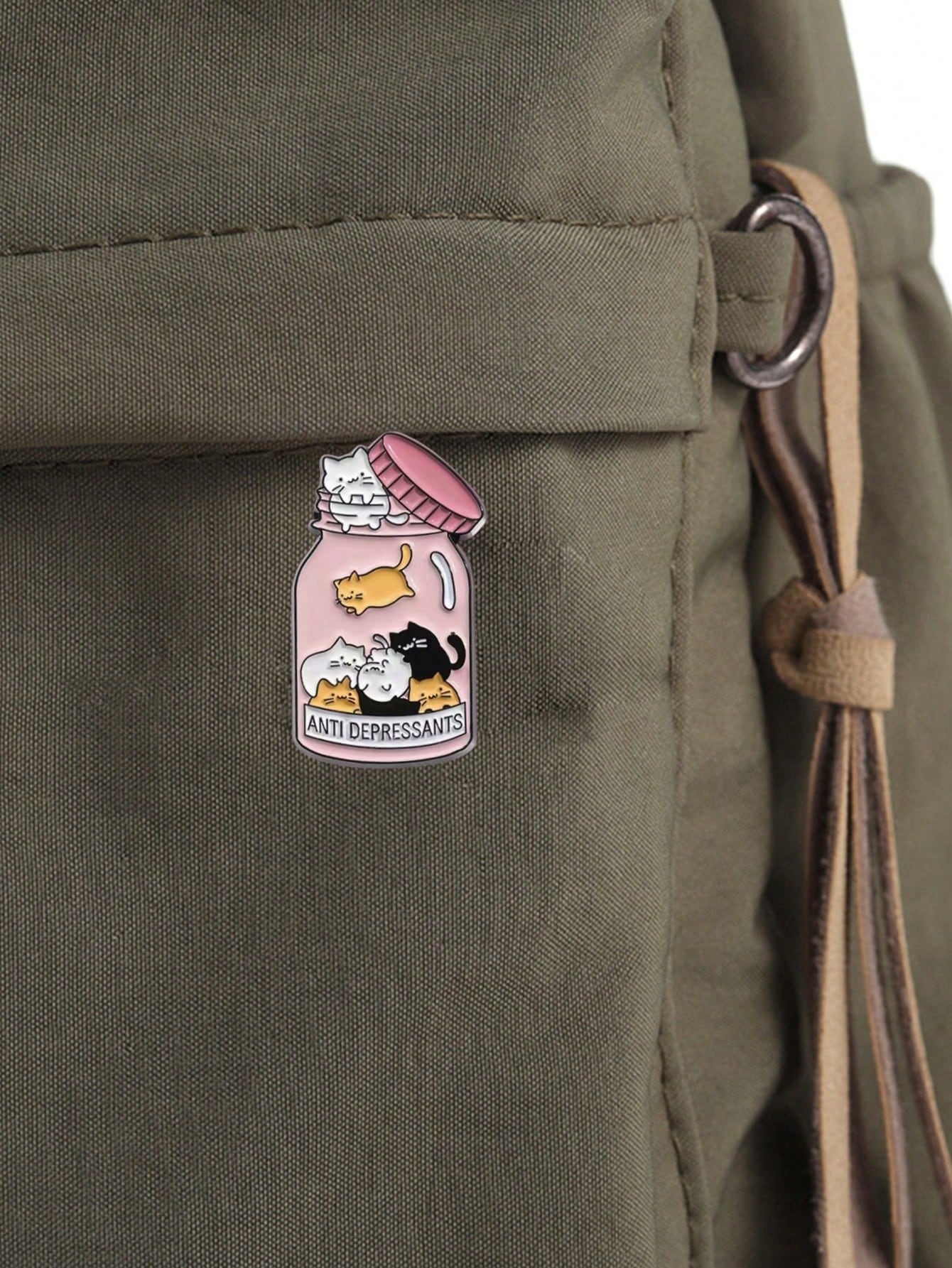 Cute Enamel Brooch Lapel Pin Badge Backpack Women's Brooch Clothing Gift Jewelry Fashion Accessory