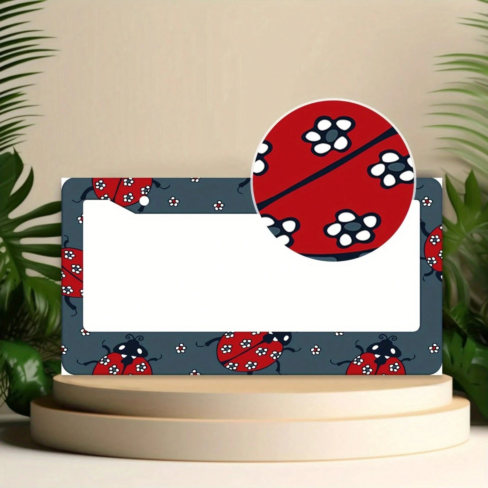 Cute Ladybug License Plate Frame, 2D Flat Print Red Insect And White Floral Car License Plate Cover, Lucky Ladybug Car License Plate Holder, Suitable For Women And Girls, Universal Size Rust-Proof Car