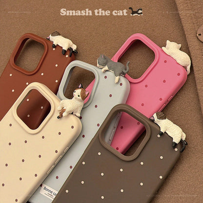 Cute Luxury Blue Cat Element Fashion Phone Cases 1pc GUCADI Blue Polka Dot 3D Cute Lying Cat Soft Case Premium Skin-Friendly Anti-Drop Phone Case Compatible With Iphone 16/15/14/13/12 Series Waterproo