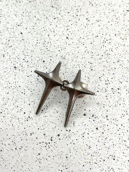 DAZY Silver Star Shaped Button