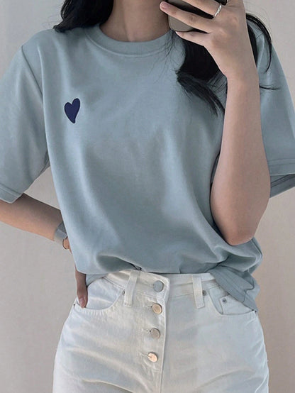 DAZY Women Round Neck Embroidered Color Block Heart Simple Pattern T-Shirt Cute Tops