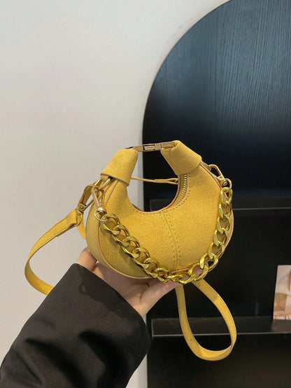 Design Pea-Shaped Mini Messenger Bag For Women, New Style Small Cross-Body Purse For Lipstick, Earphones, Fashionable Butter Yellow Bag For Women