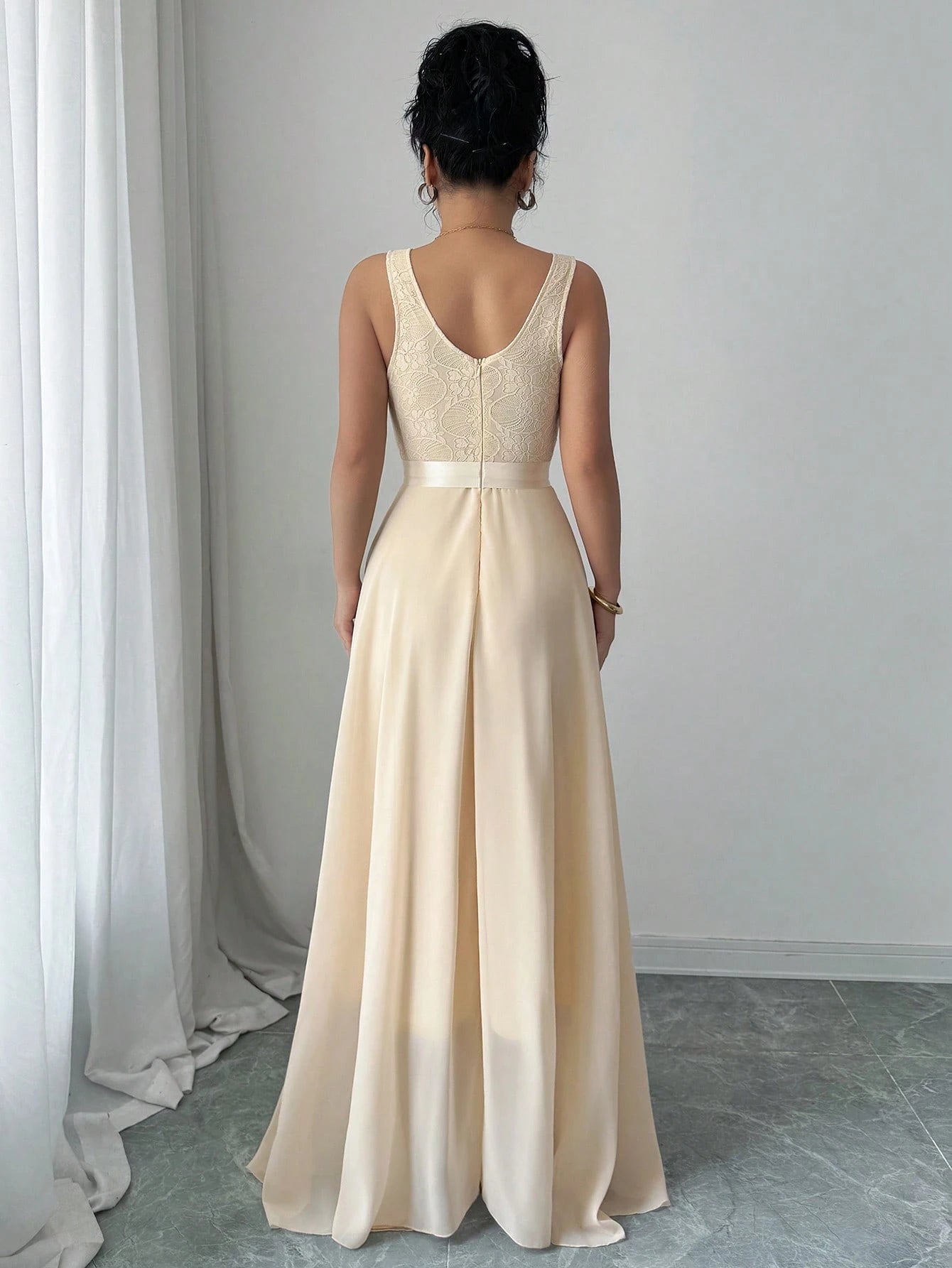 Elenzga Sleeveless V-Neck Cinched Waist A-Line Elegant & Romantic Party Dress For Women Maxi Women Outfit