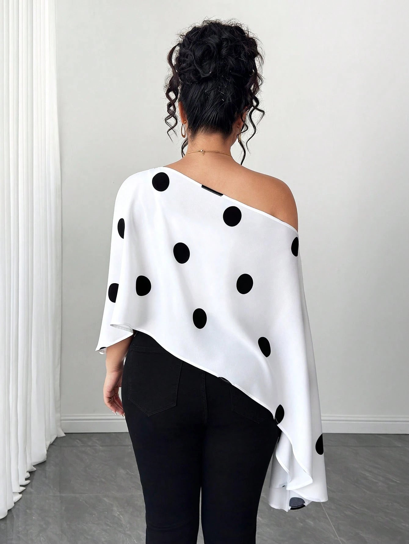 Elenzga Women's Fall Black And White One-Shoulder Ink Wash Print Loose Top, Asymmetric Cape-Style Flowy Blouse, Drop Shoulder Irregular Hem Designer Shirt
