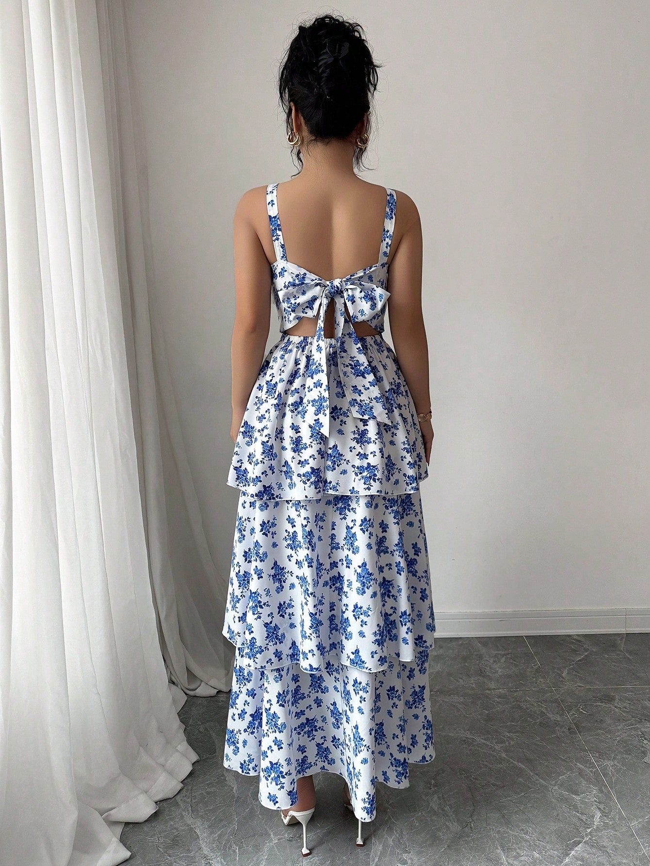Elenzga Women's Spring/Summer Fashionable Elegant Sleeveless Strap Waist Layered Cake Dress, Floral Print, Refreshing, Suitable For Beach Date, Maxi Dress