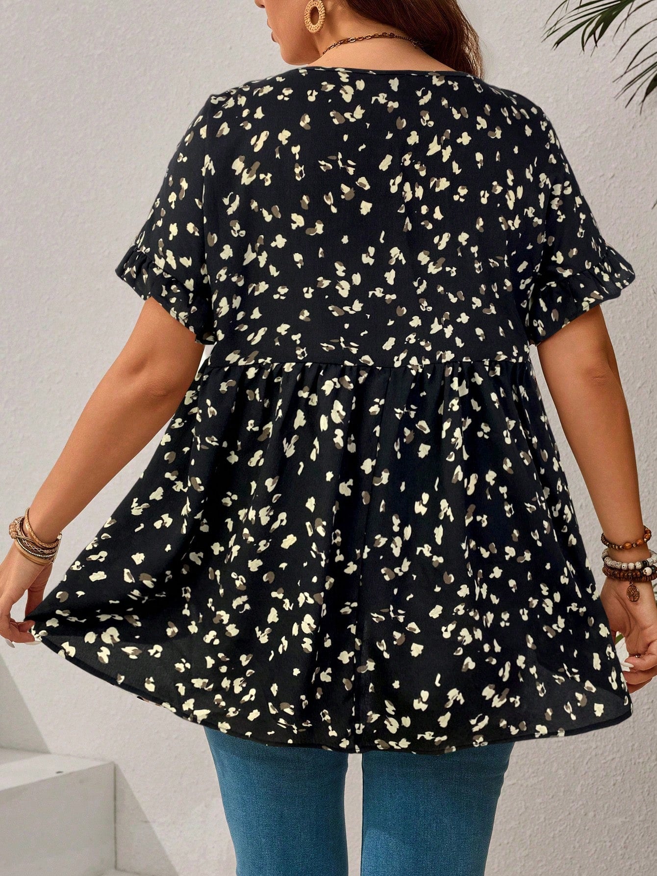 EMERY ROSE Plus Size Casual Resort Style Ruffled Sleeve Allover Print Shirt,Summer Outfits For Women/Summer,Tropical Vacation Woman Clothes