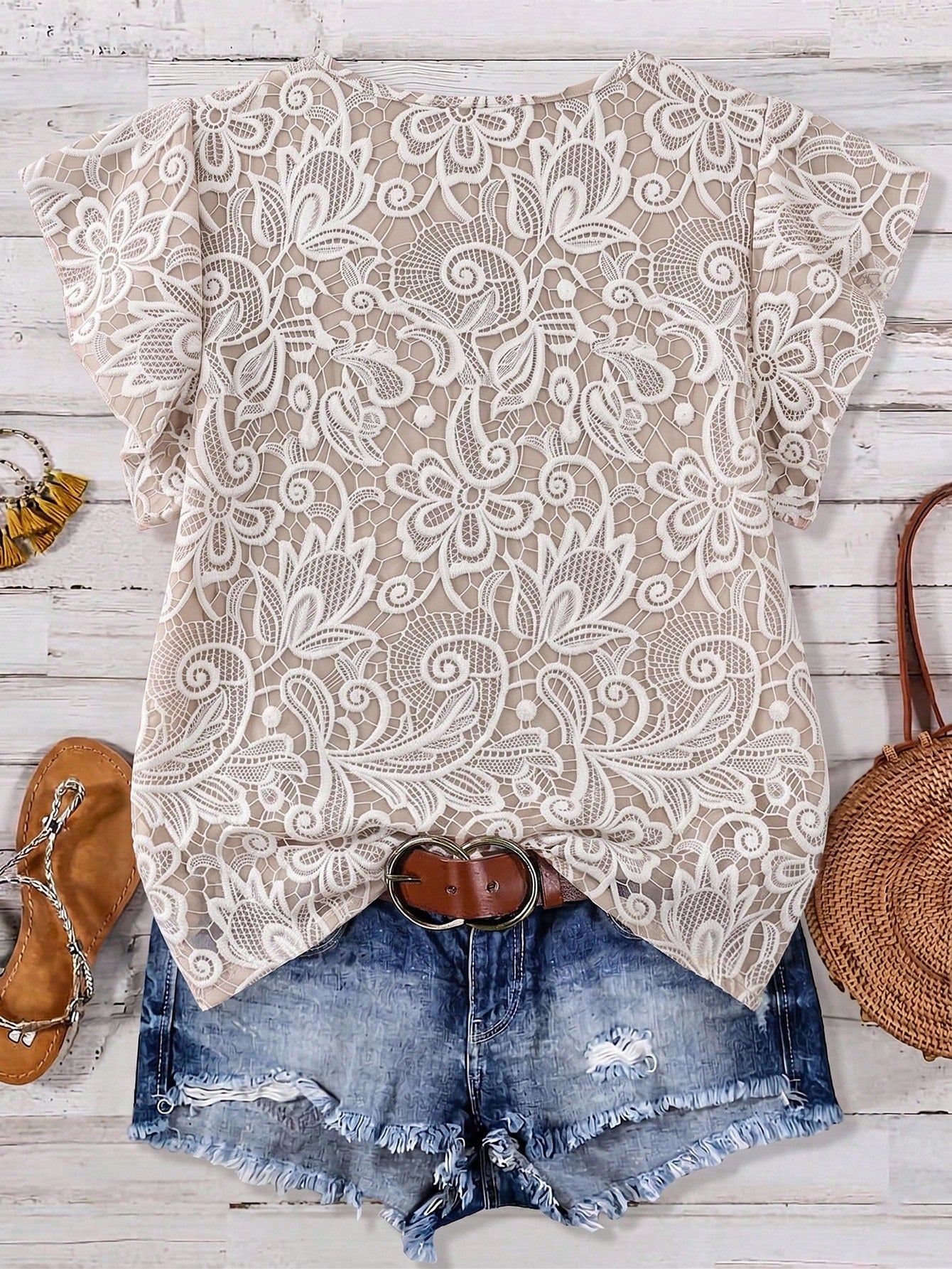 EMERY ROSE Plus Size Summer Casual Faux Lace Print Shirt