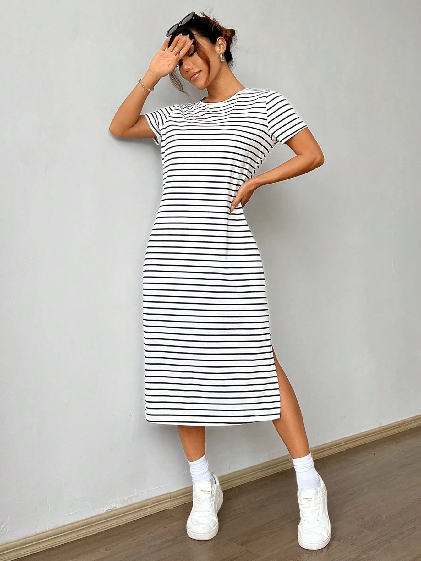 EZwear Black & White Striped Knitted Short Sleeve Casual Summer Dress With Print,Summer Dresses
Spring Clothes