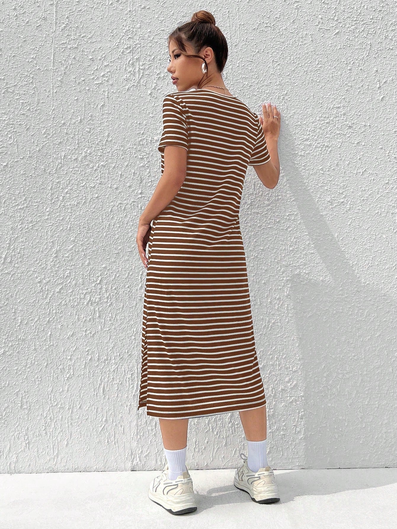 EZwear Black & White Striped Knitted Short Sleeve Casual Summer Dress With Print,Summer Dresses
Spring Clothes