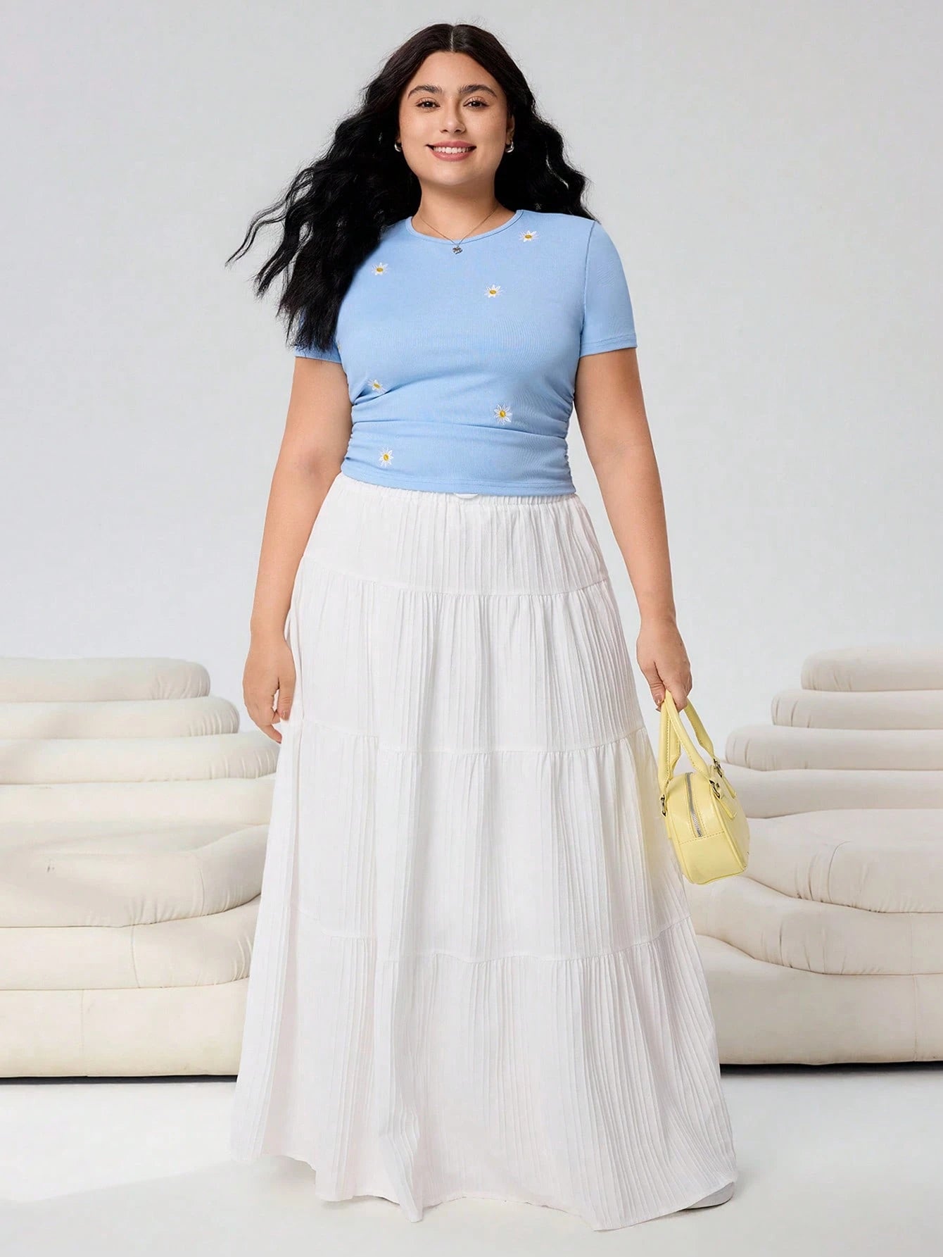 EZwear Plus Size Solid Round Neck Casual Crop Baby Tee