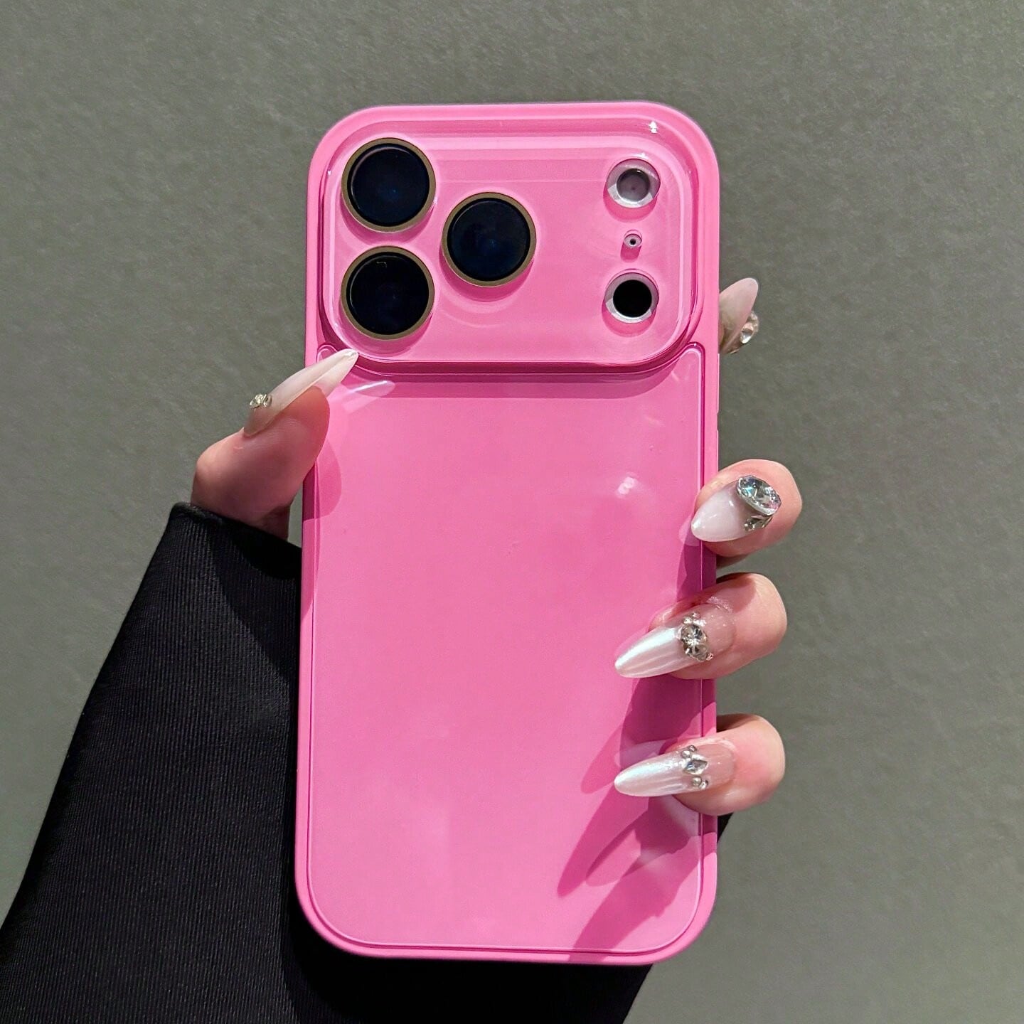 Fashion Pink Phone Case Compatible With IPhone17 Pro Max, 17e 16 Pro Max, 15 Pro Max, 14 Pro Max, 13 Pro Max 13mini 12 Pro Max 11 Pro Max Smooth Full-Cover Soft-Edge Back Cover Protective Case Unisex