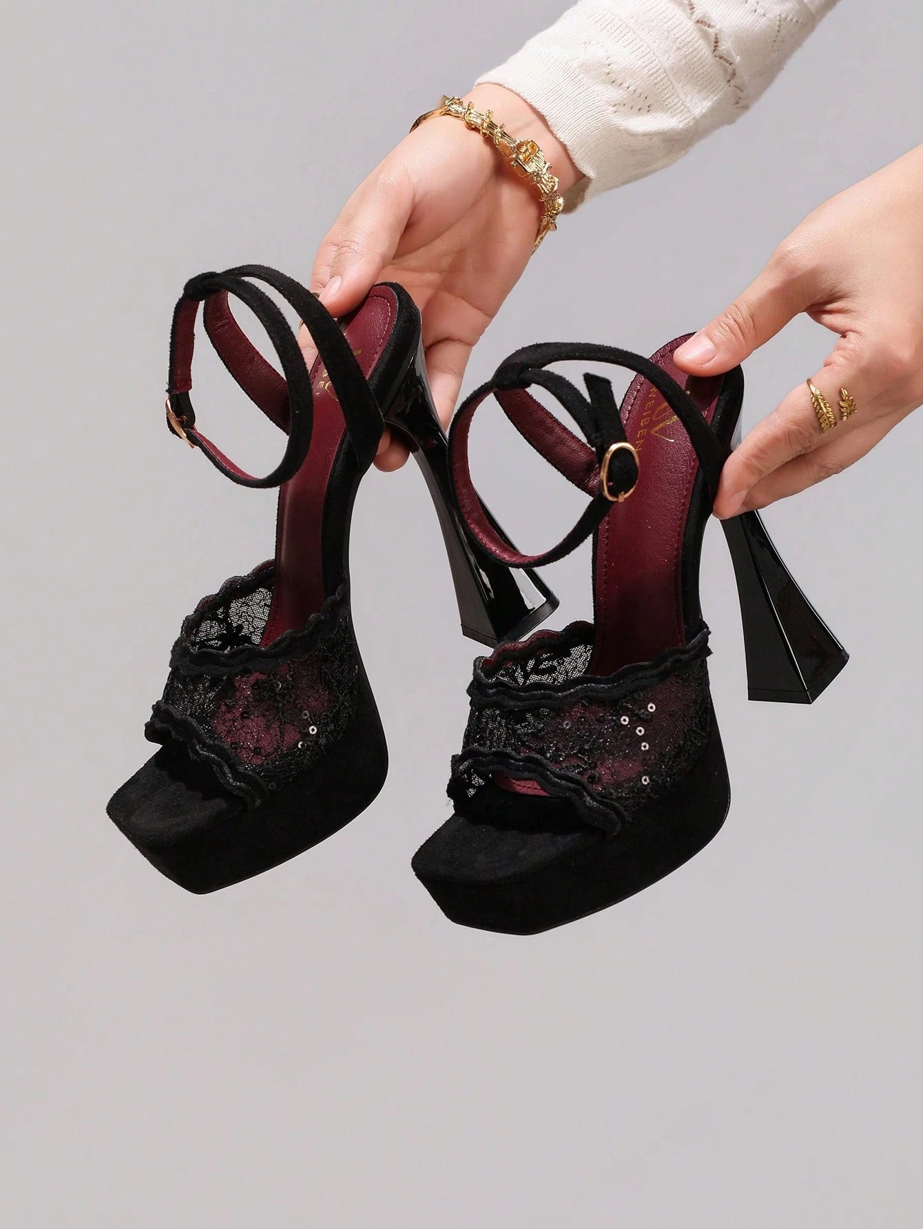Fashionable Lace Embroidered Black High Heel Sandals, Open Toe Square Heel Wedge Slippers, High Platform Heels For Women, Sexy Party Shoes