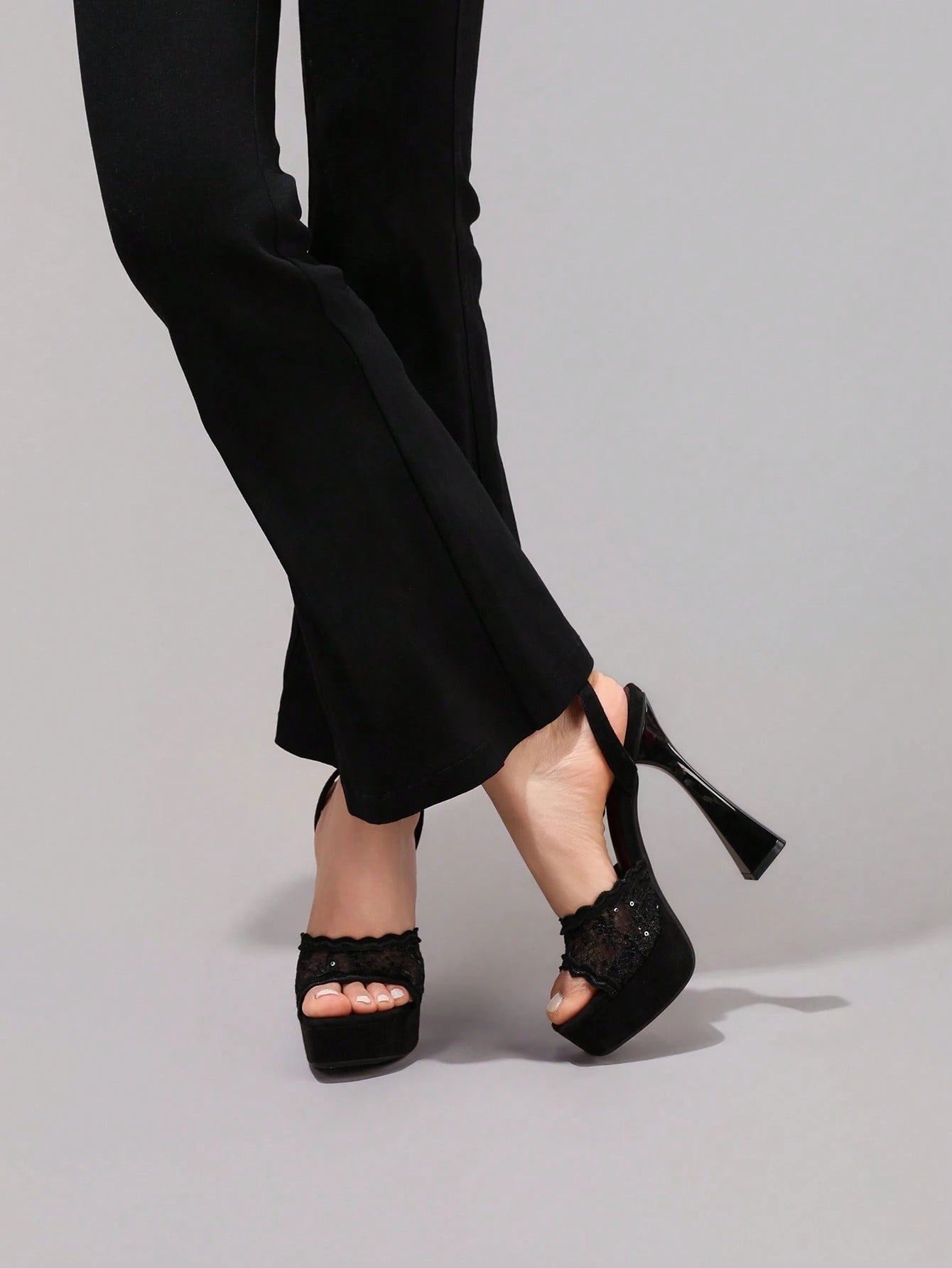 Fashionable Lace Embroidered Black High Heel Sandals, Open Toe Square Heel Wedge Slippers, High Platform Heels For Women, Sexy Party Shoes