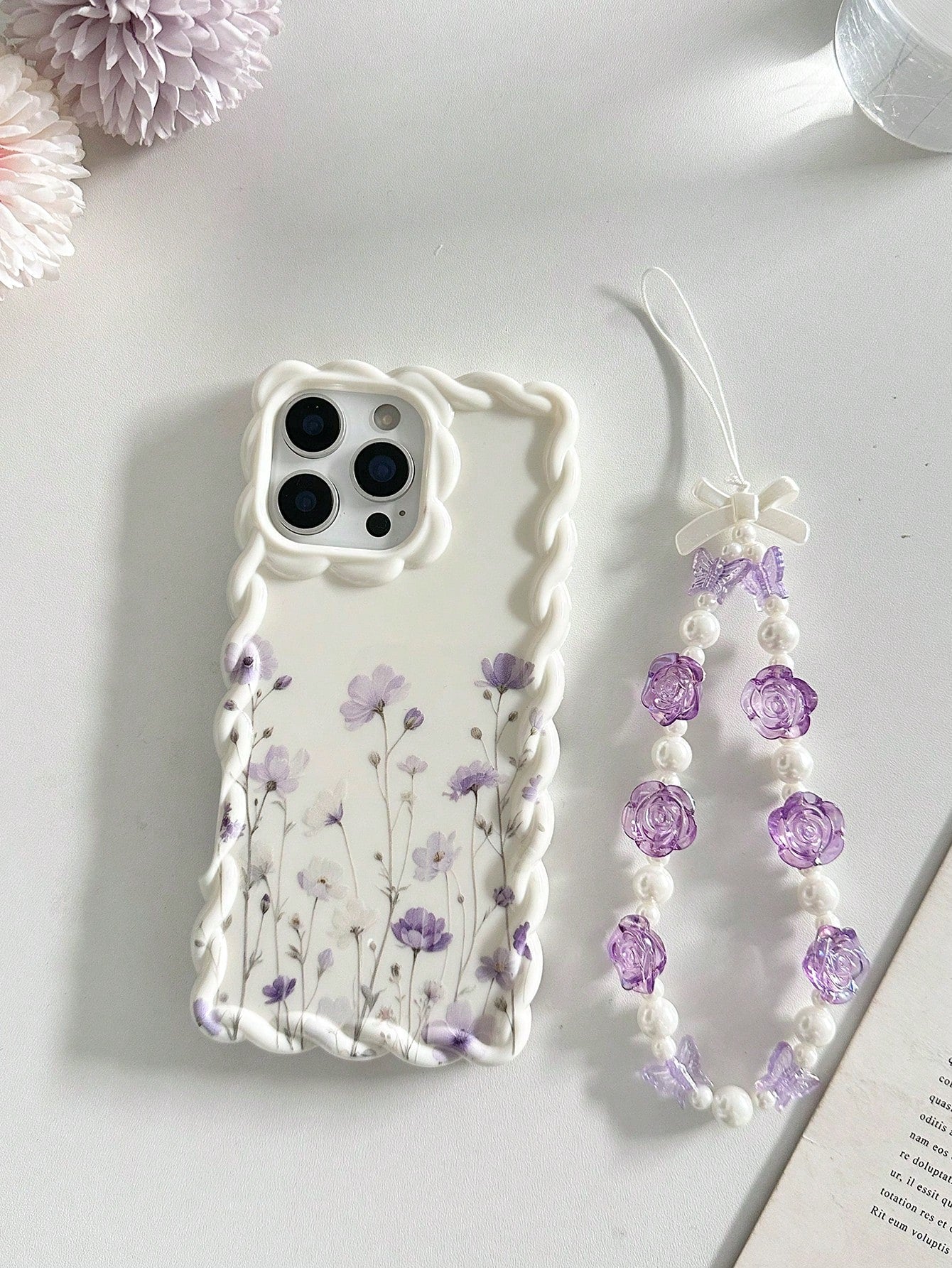 Floral Painted Braided Wavy Edge Beige With Attached Bracelet Flat Print Anti-Drop Fashion Cute Phone Case Suitable For Ip 17/Ip 17pro/Ip 17promax/Iphone16/Iphone16pro/Iphone16promax/IPhone16plus/ 10c