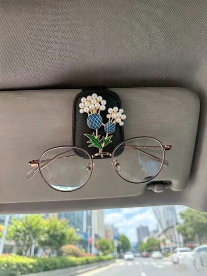 French Pearl Flower Heart Car Fashion Glasses Clip, Rhinestone Leather Sun Visor Universal Fashion Glasses Card Holder Clip, Women's Car Decor, Black Litchi Grain Leather Sun Visor Fashion Glasses Tic