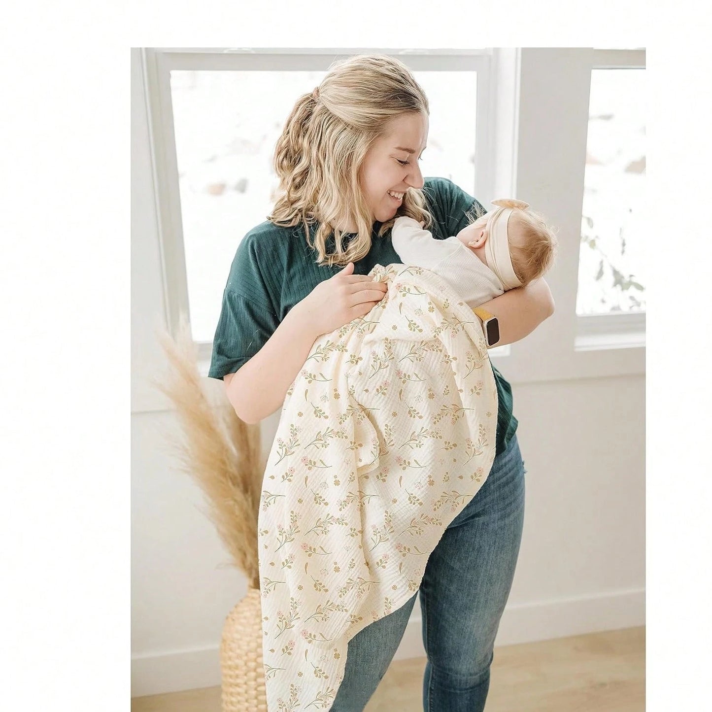Gender Neutral Baby Muslin Swaddle Blanket, Soft Absorbent Drool Bibs, Multi-Functional Towel Can Be Used As Face Towel, Drool Bib, Burp Cloth, Diaper, Stroller And Car Seat Cover, Gentle Color Design