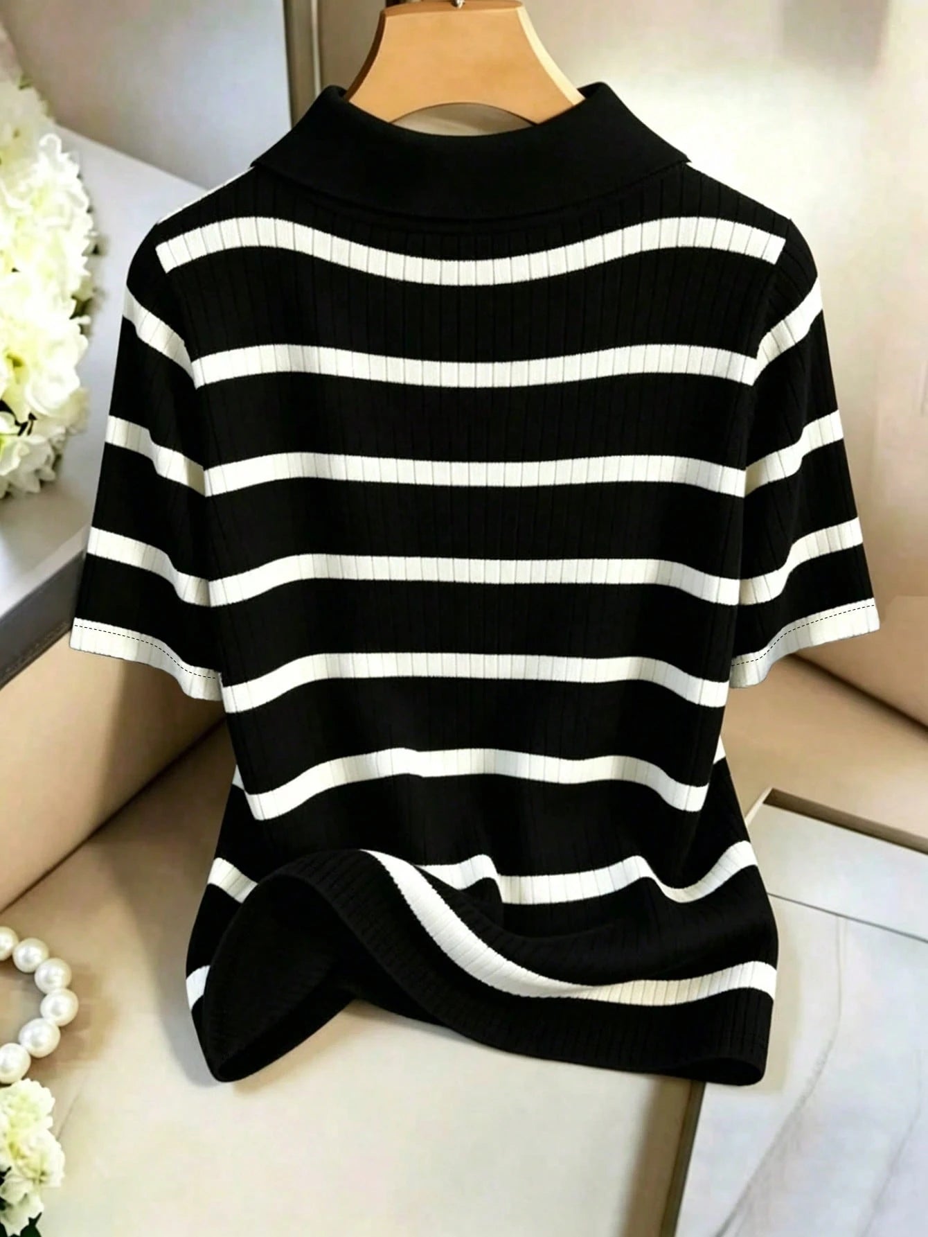 GlowEve CURVE Plus Size Women's Classic Striped Casual T-Shirt, Fashionable And Elegant