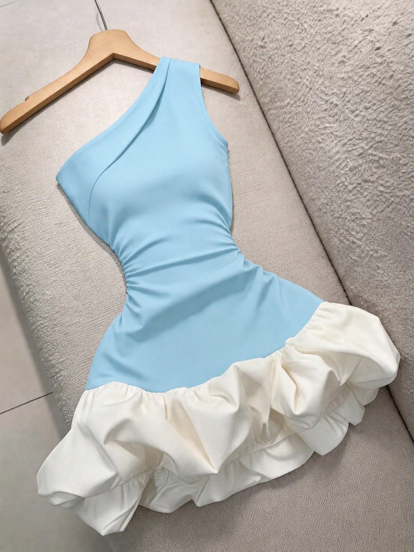 GlowEve Women's Black White Color Block One Shoulder Mini Dress, Ruched High Waist Slim Bodycon Dress, Puff Bubble Hem, Elegant Daily Casual Dress, Dating Vacation Outfit, Office Commuter Summer Party