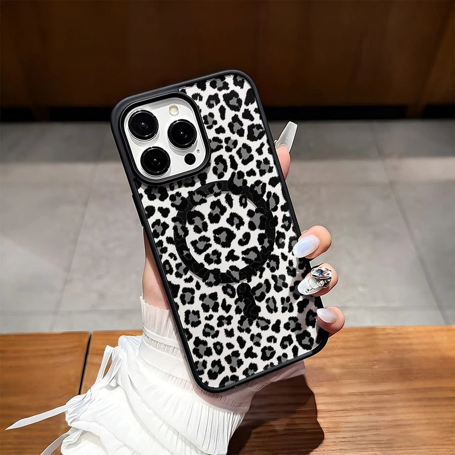Gray And Black Leopard Print This MagSafe Magnetic Phone Case, Compatible With IPhone 17/Air/16/15/14/13/12 Pro/11/XS Plus Max/ S22/S23/S24/S26, Features A Stylish And Pattern Design. Available In A