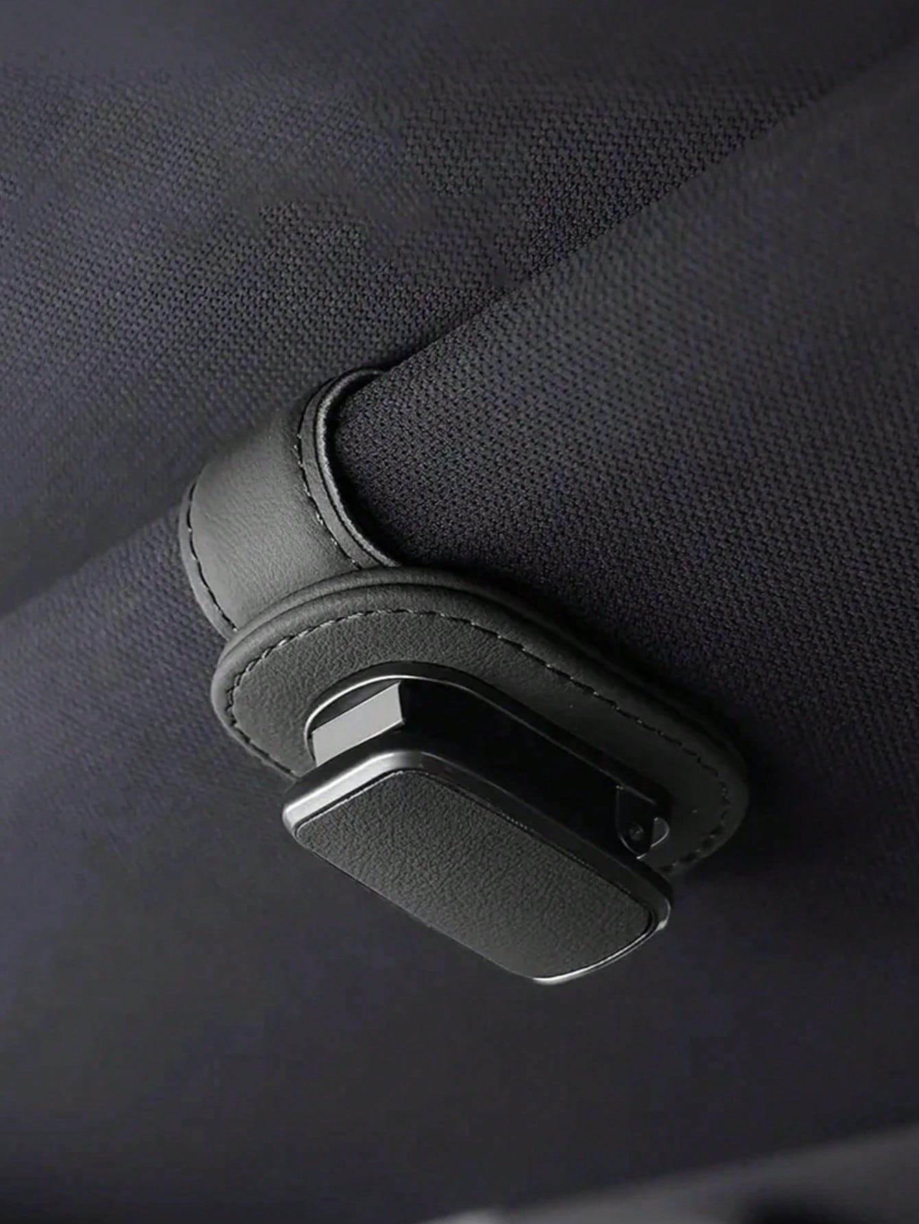 High-Quality PU Leather & Metal Car Glasses Holder- Universal Clip Design Fits 99% Vehicles, Elastic Clip, Scratch-Resistant, Easy Installation, Can Hold Glasses, Glasses & Documents, Compact & Fashi