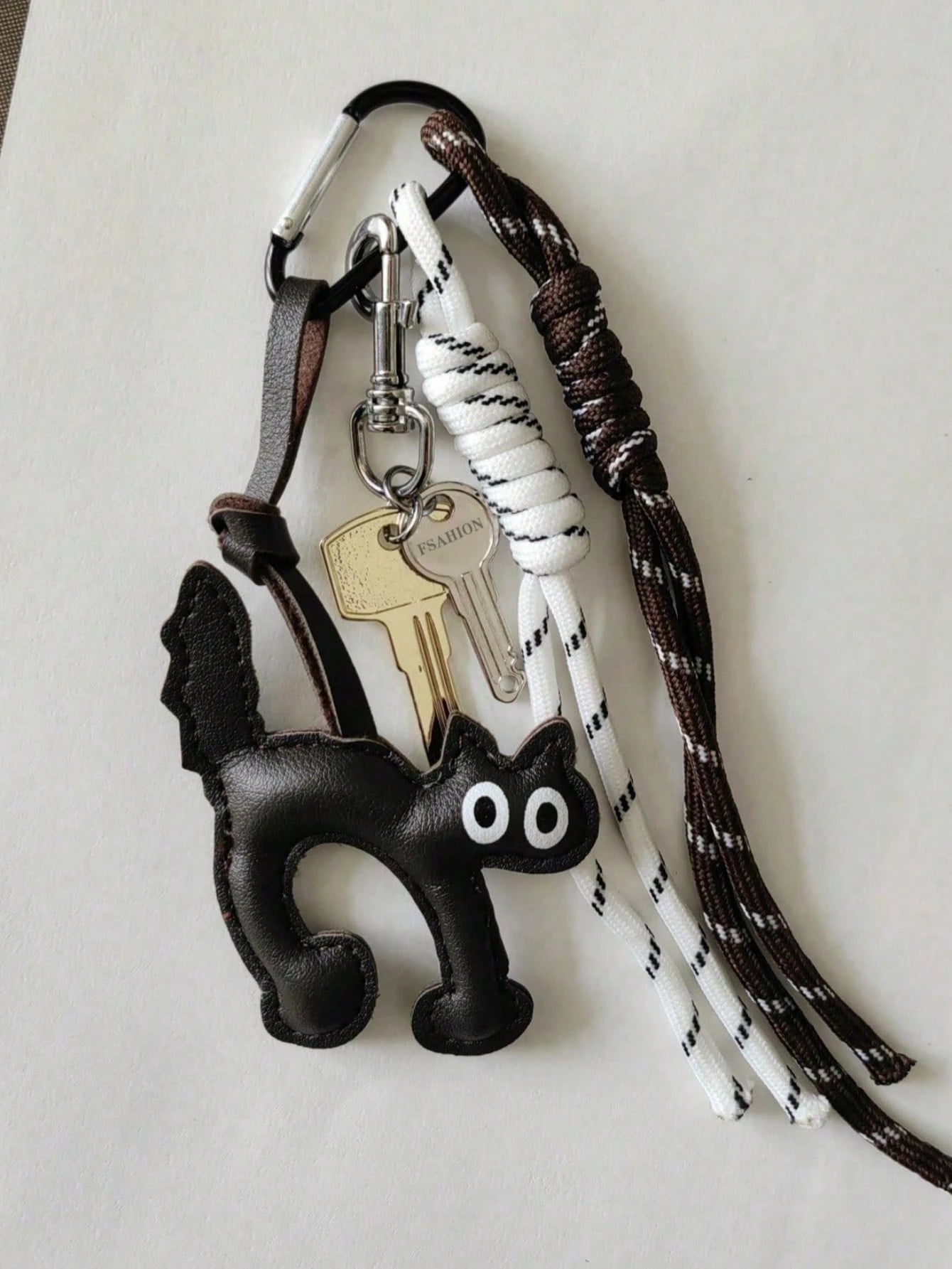INS Style Edgy Chic Key Chain, Cute Accessories Including Biscuit, Abacus, Big-Eyed Cat Designs, Decorative Knotted Lanyards, Suitable For Women, Girls, Office, School, Small Gifts To Enhance Your Sty