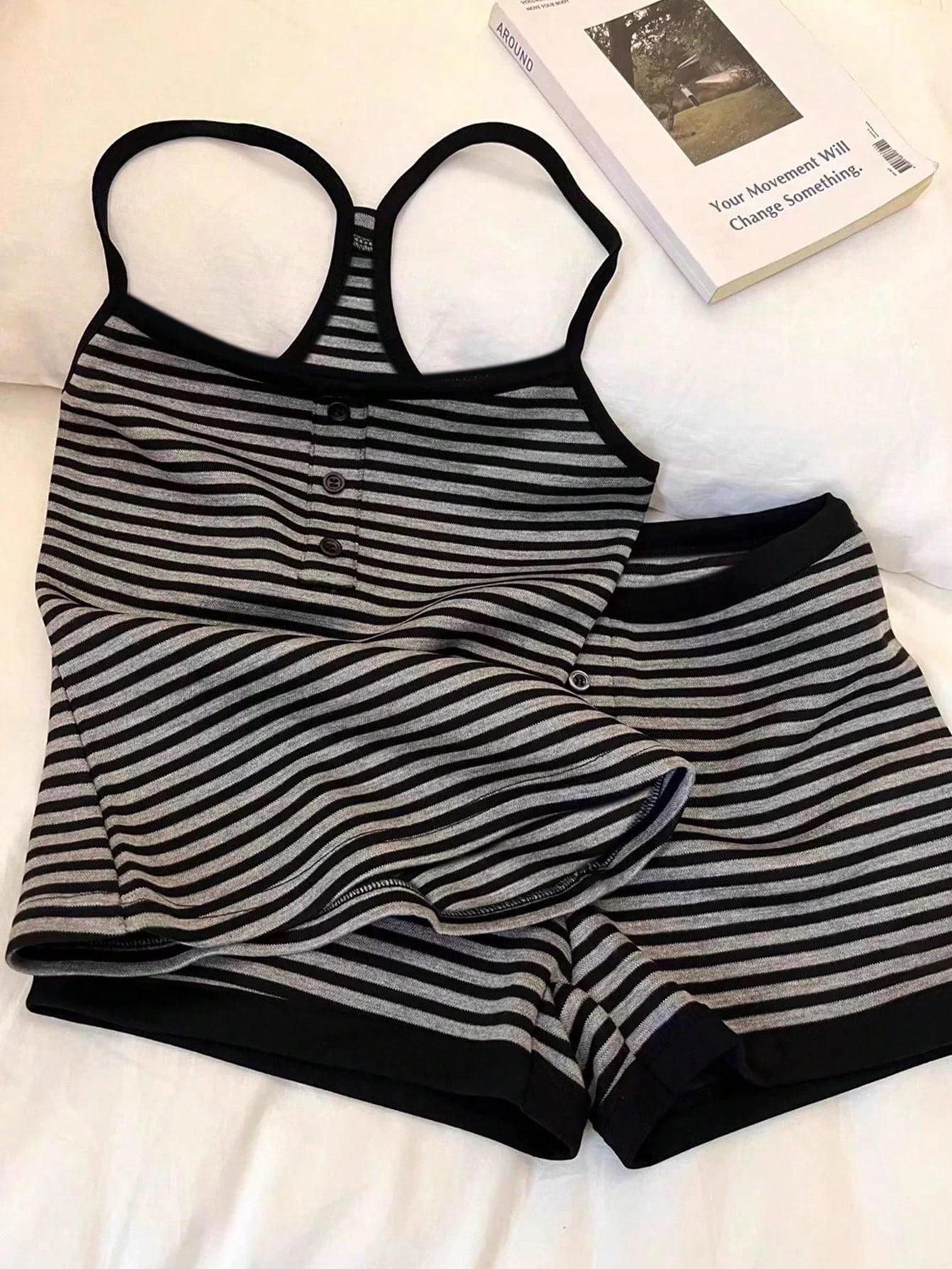 IslaSuriya 2pcs Women Casual Striped Camisole Top And Shorts Set